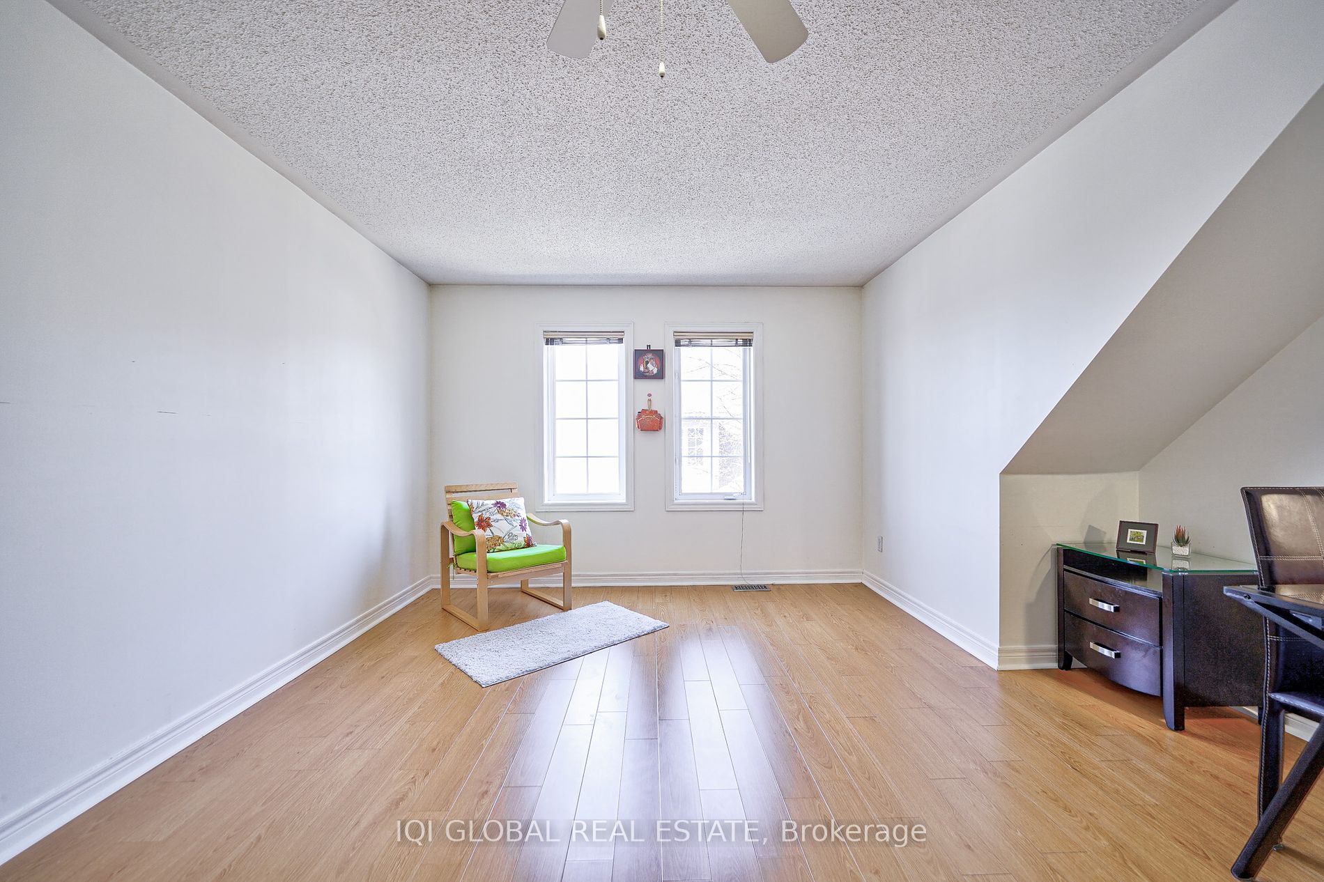 23 Observatory Lane #26