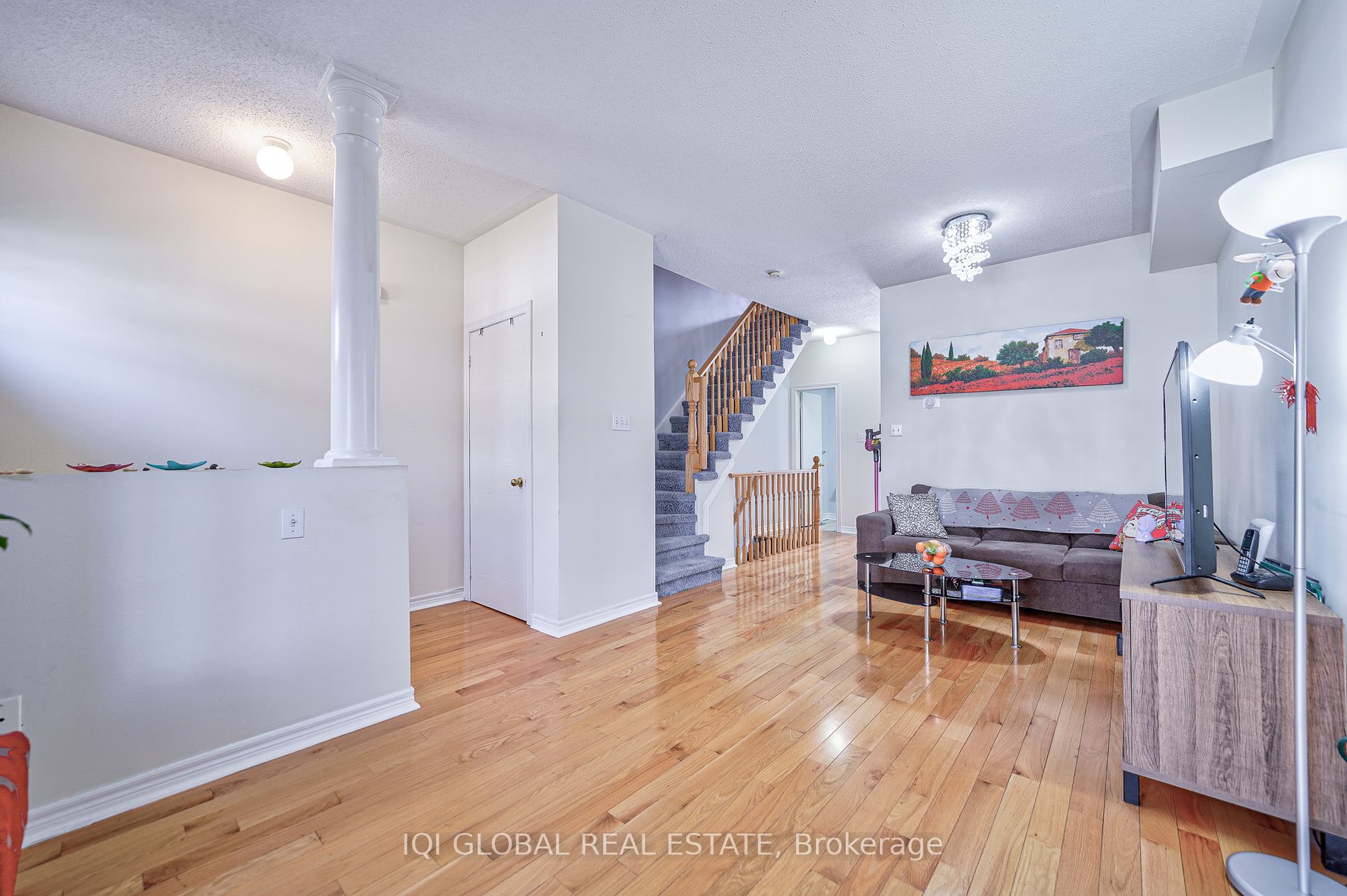 23 Observatory Lane #26