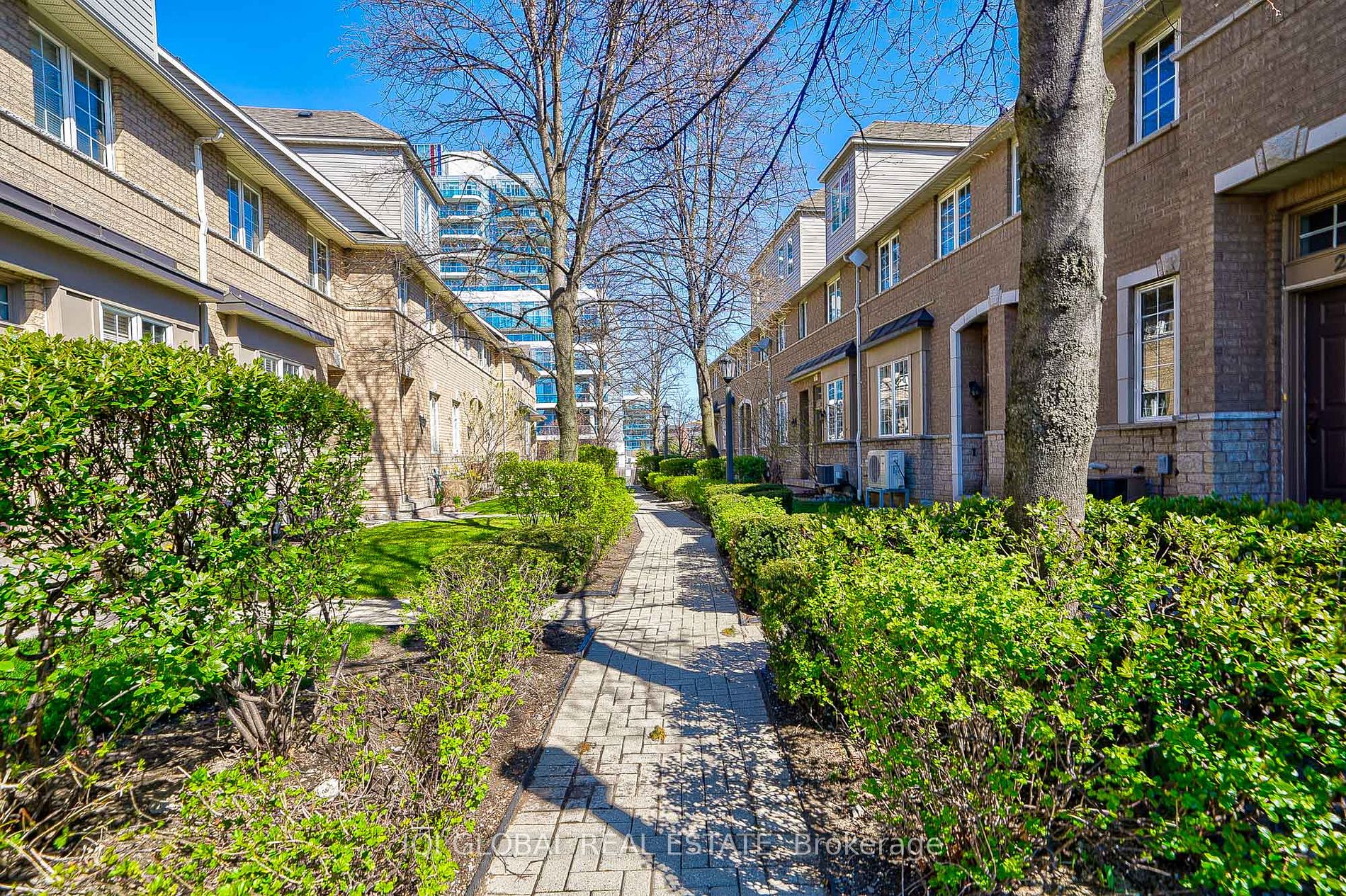 23 Observatory Lane #26