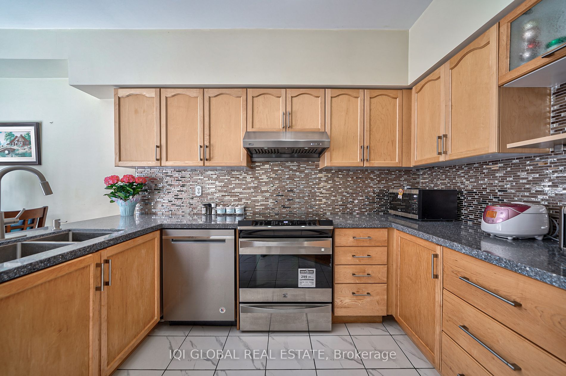 23 Observatory Lane #26
