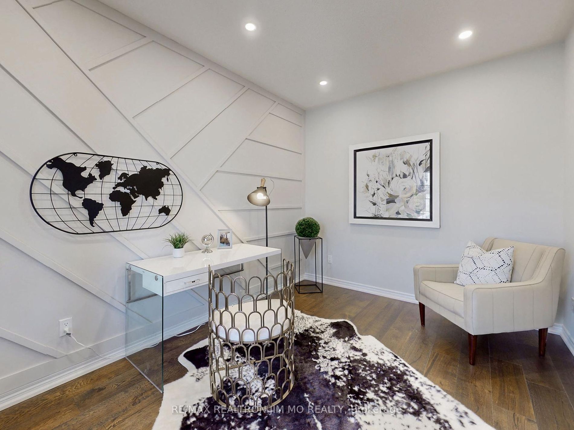 212 Golden Forest Road