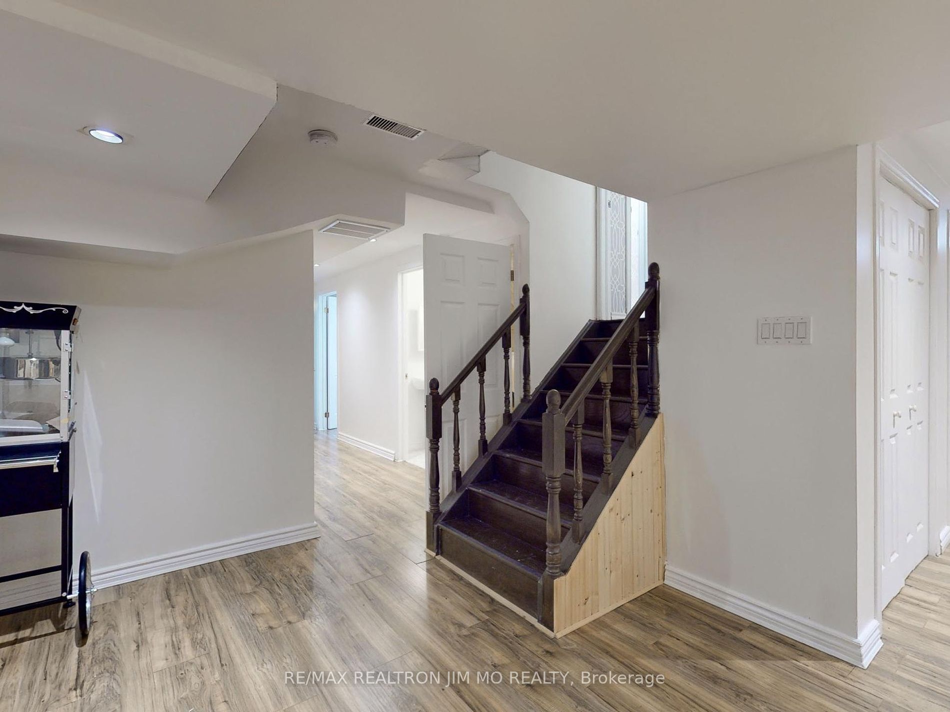 212 Golden Forest Road