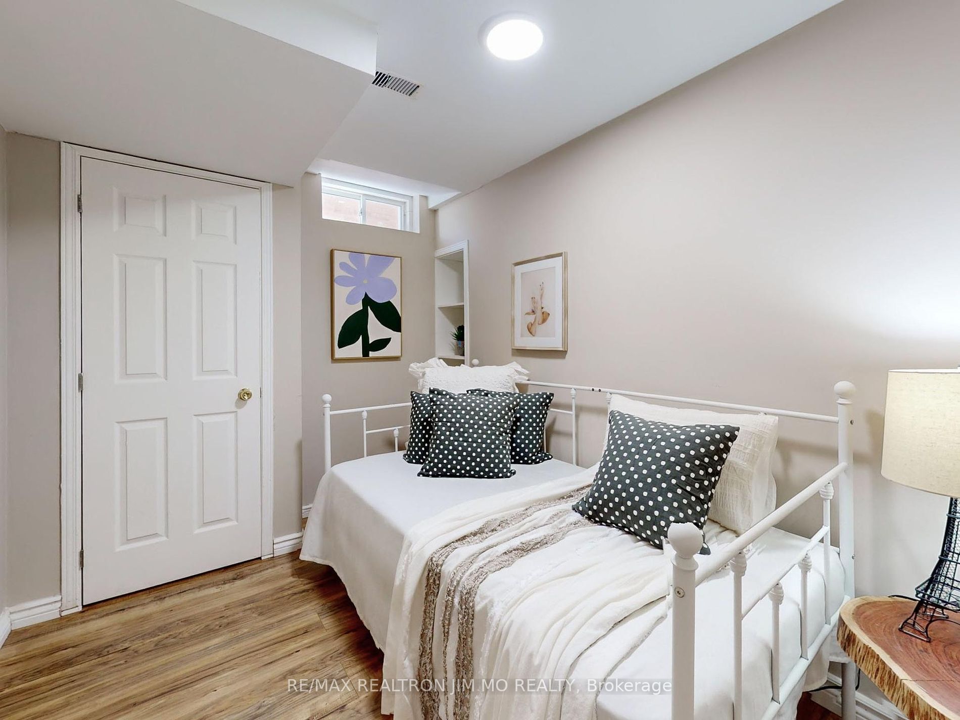 212 Golden Forest Road