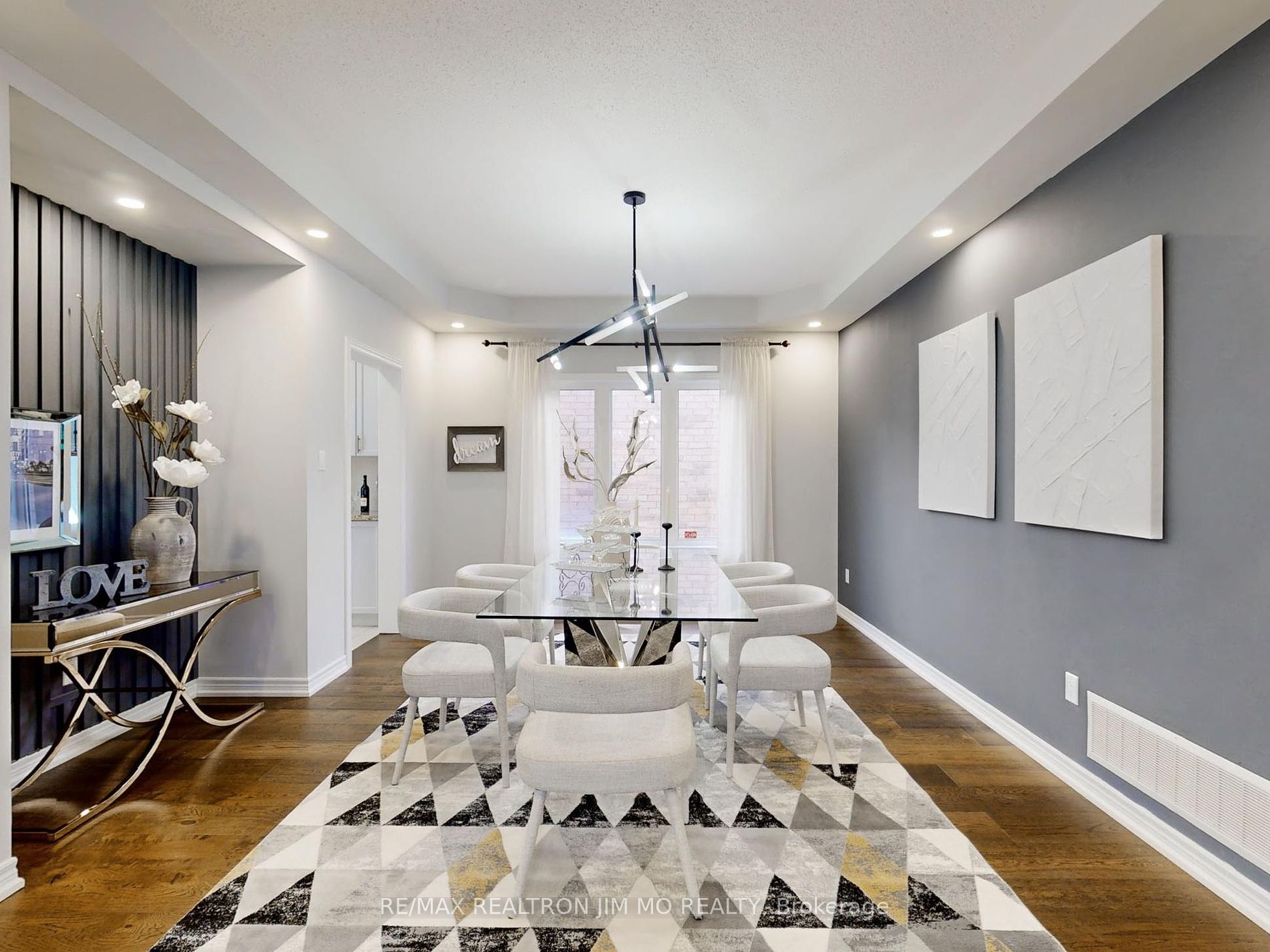 212 Golden Forest Road