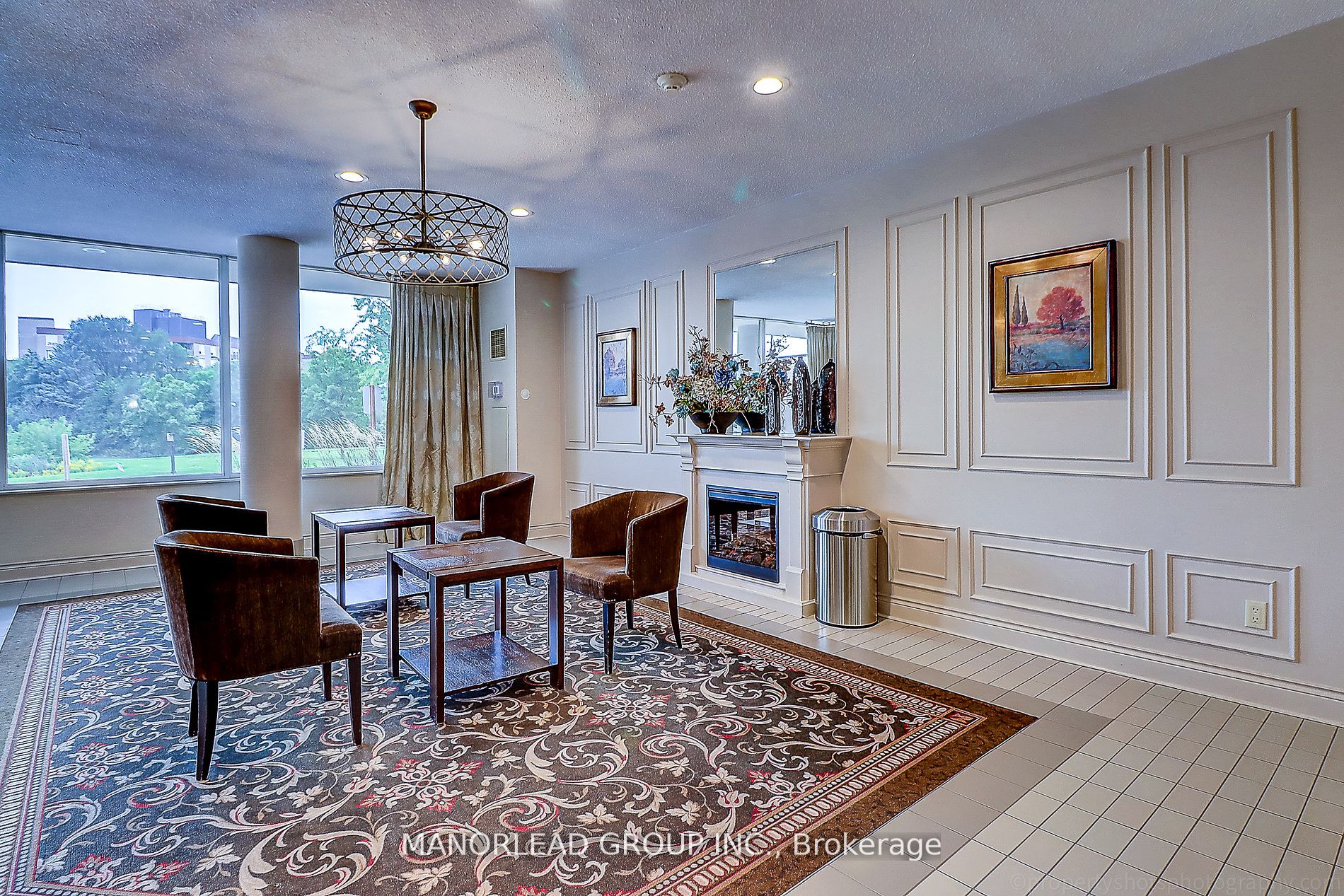 326 Major Mackenzie Dr, #510