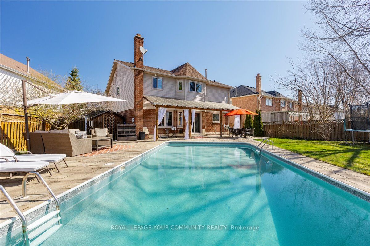 55 Chartwell Crescent