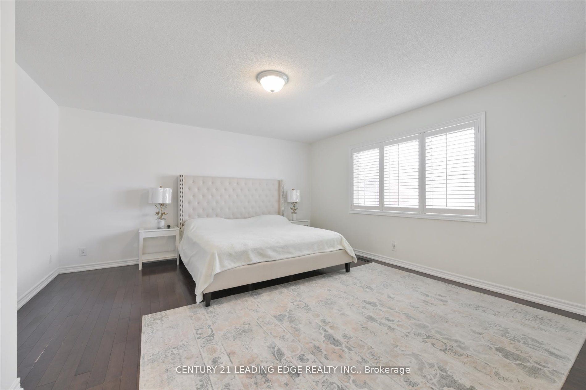 18 Kerr Lane