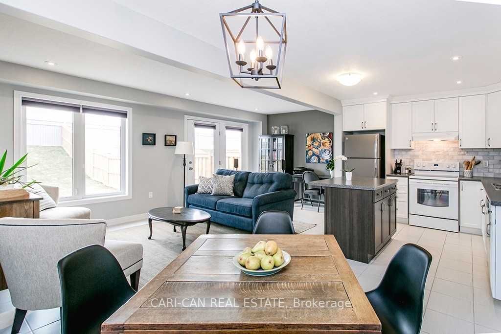 187 Hutchinson Dr