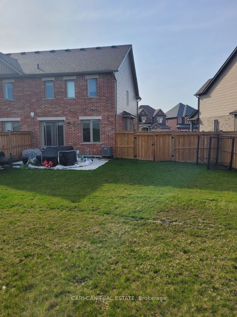 187 Hutchinson Dr