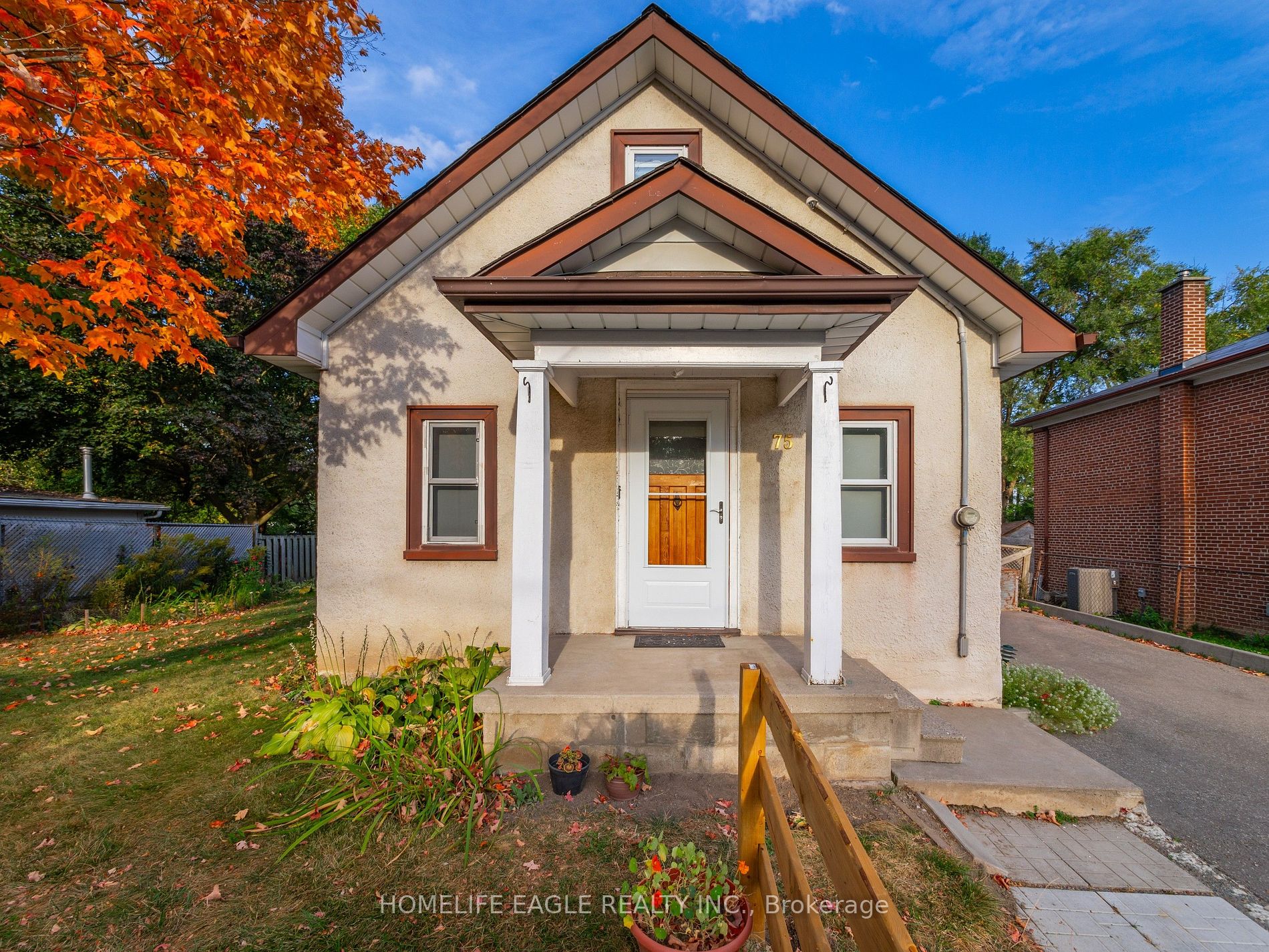 75 Denne Boulevard