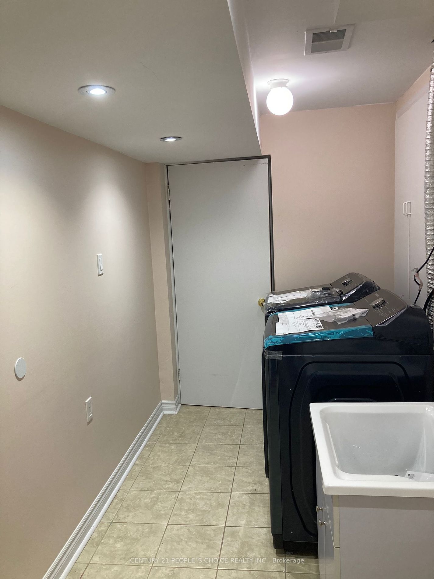 51 Echo Ridge Cres