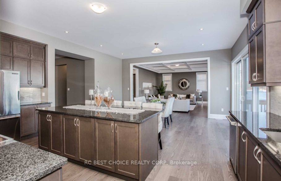 10 Ridgepoint Road