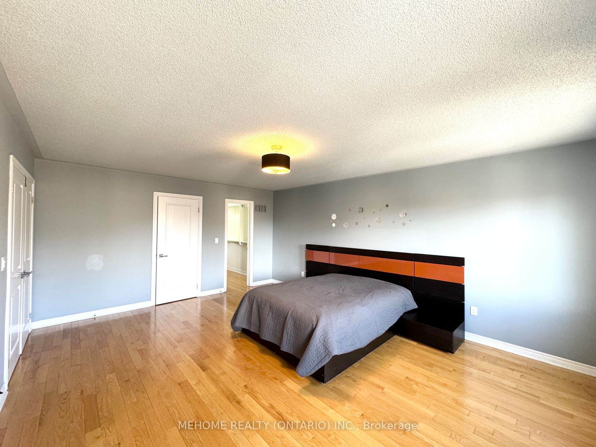 9 Ridgecrest Rd