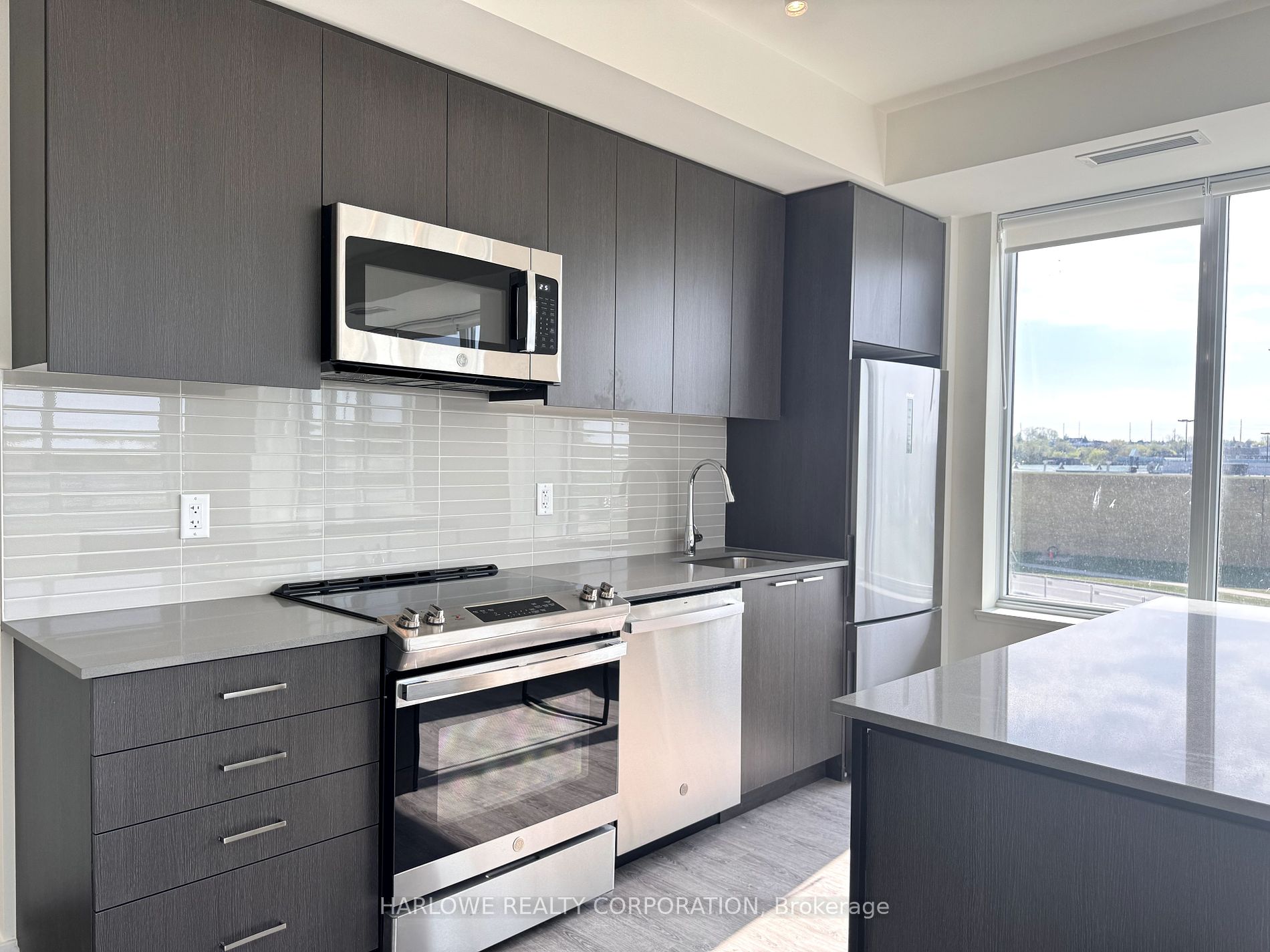 185 Deerfield Road, #311