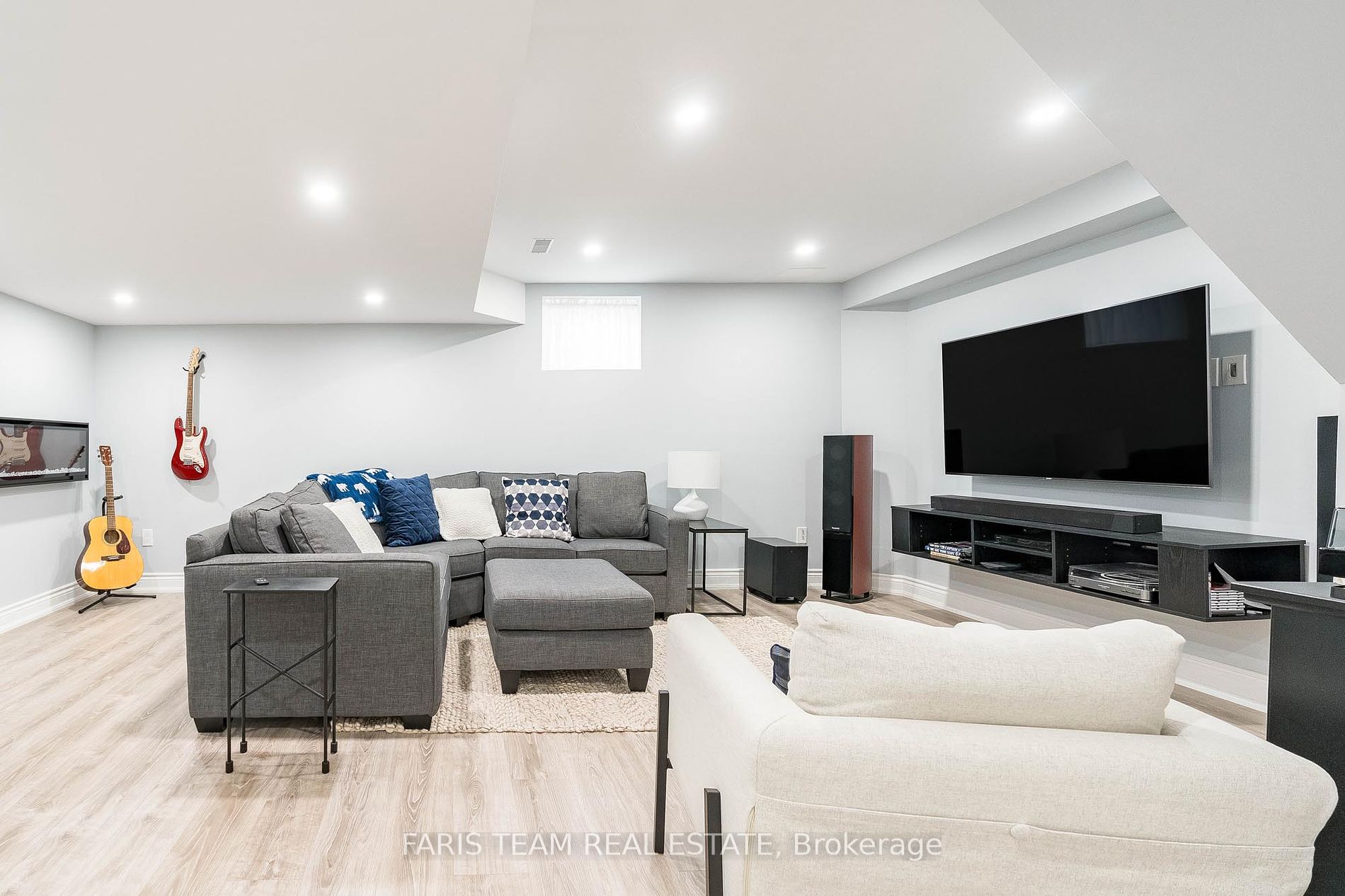 1158 Quaker Trail