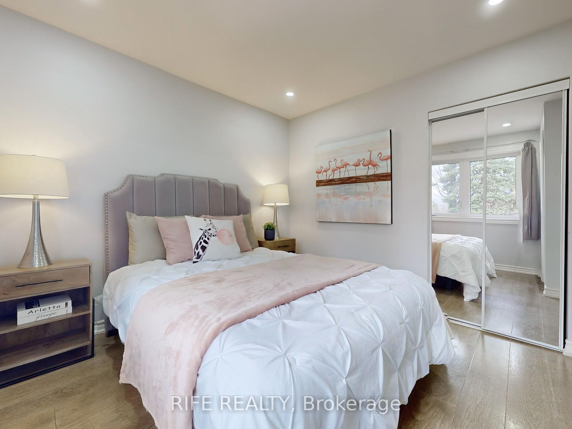 12 Sherwood Forest Drive