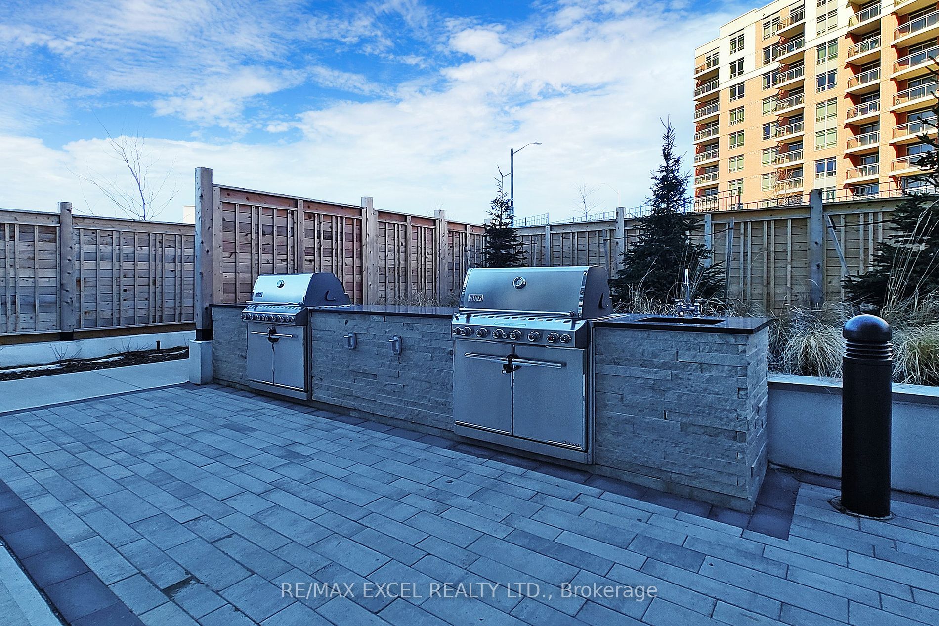 85 Oneida Cres, #1009