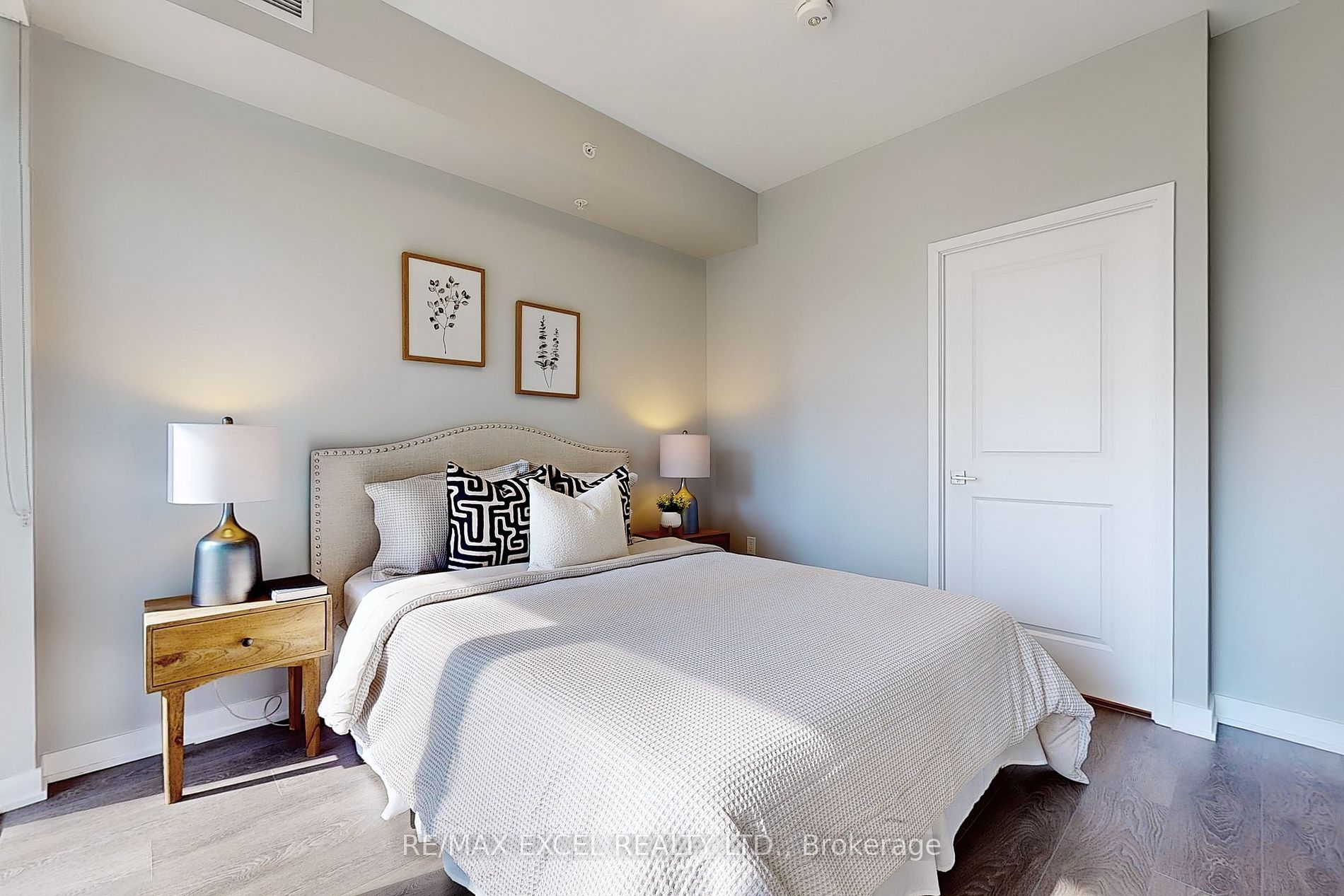 85 Oneida Cres, #1009