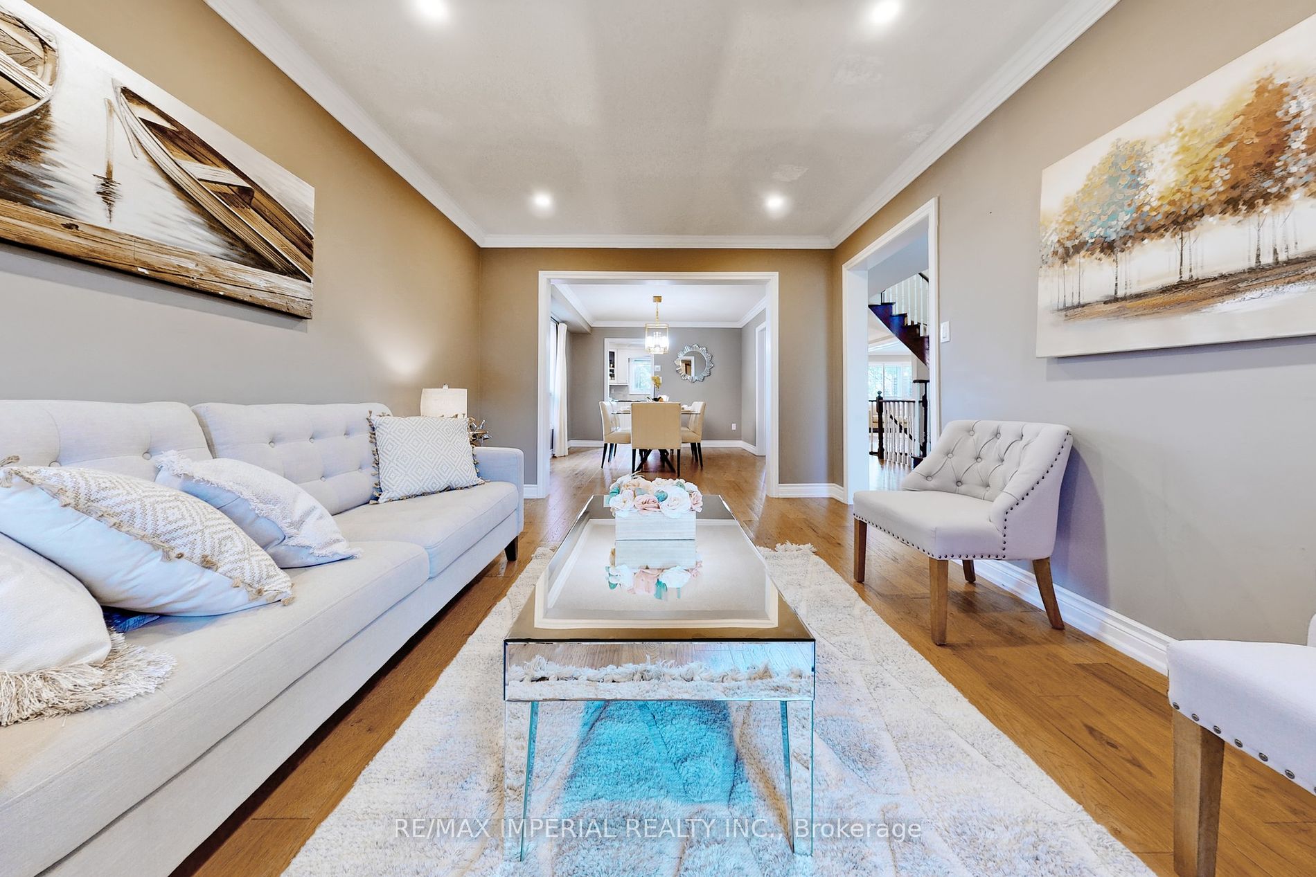 158 Chambers Cres