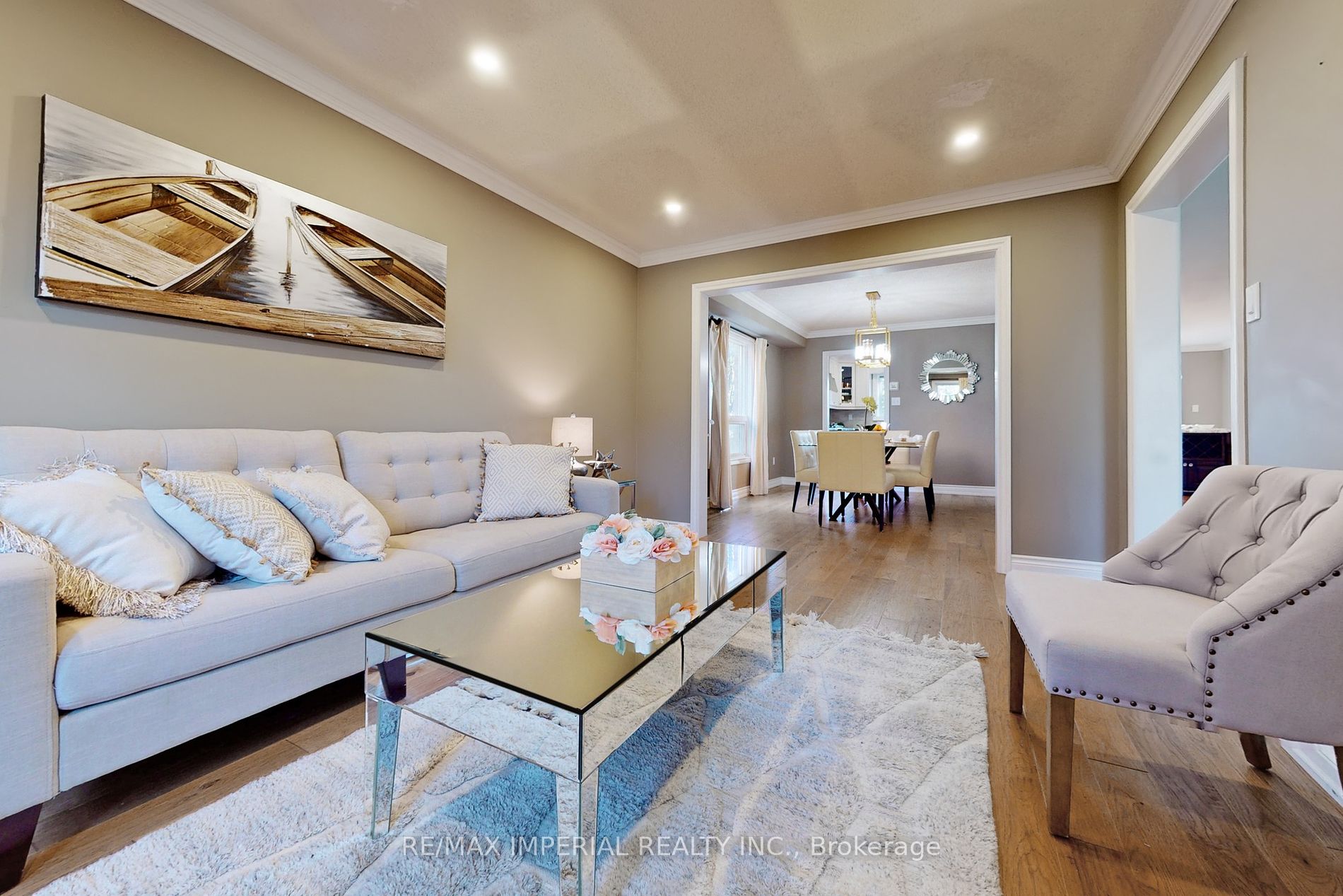 158 Chambers Cres