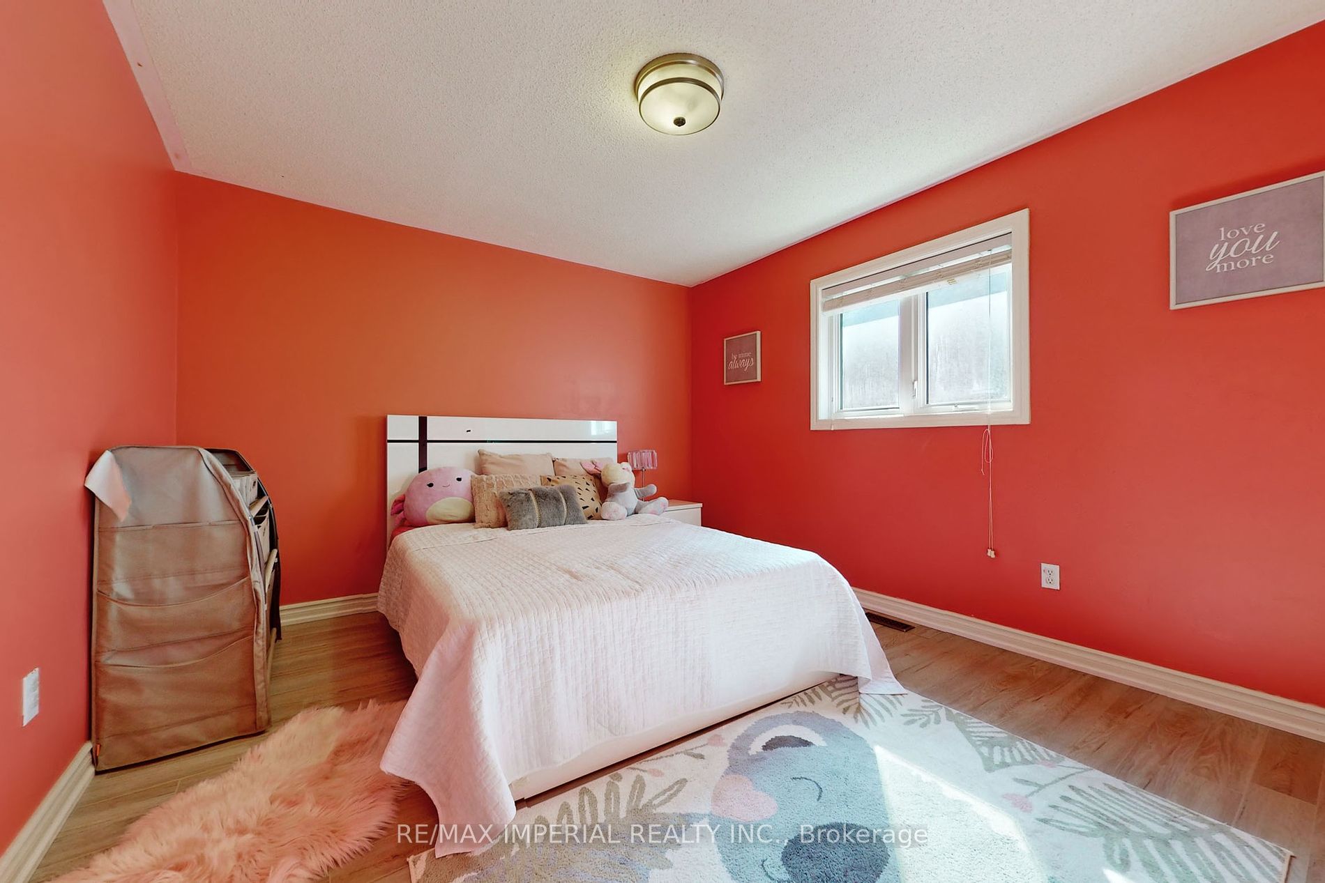 158 Chambers Cres