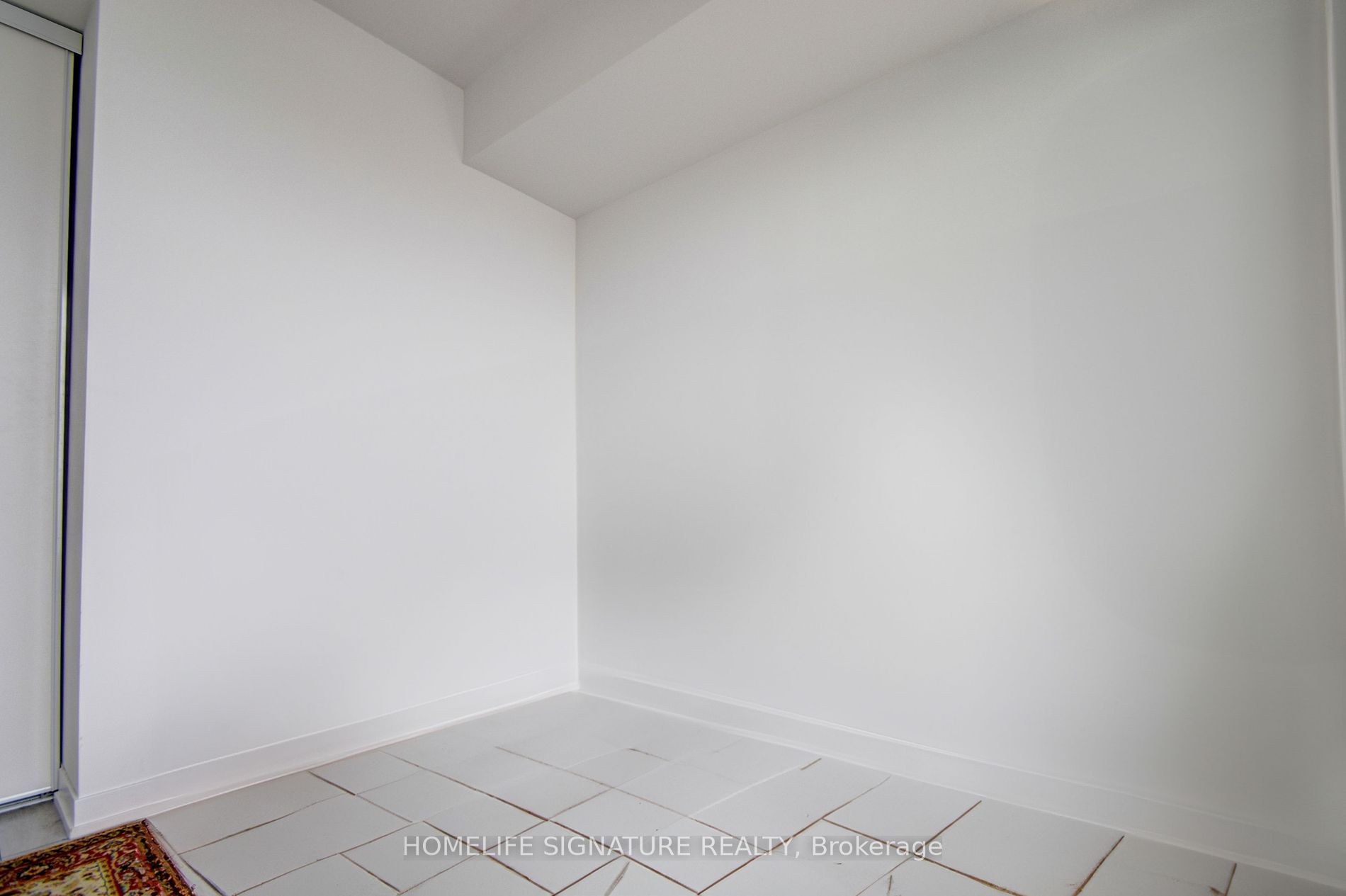898 Portage Parkway #1912
