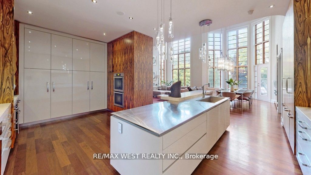 32 Daleview Crt