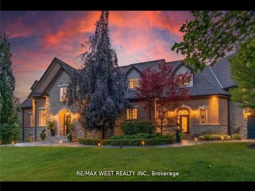 32 Daleview Crt