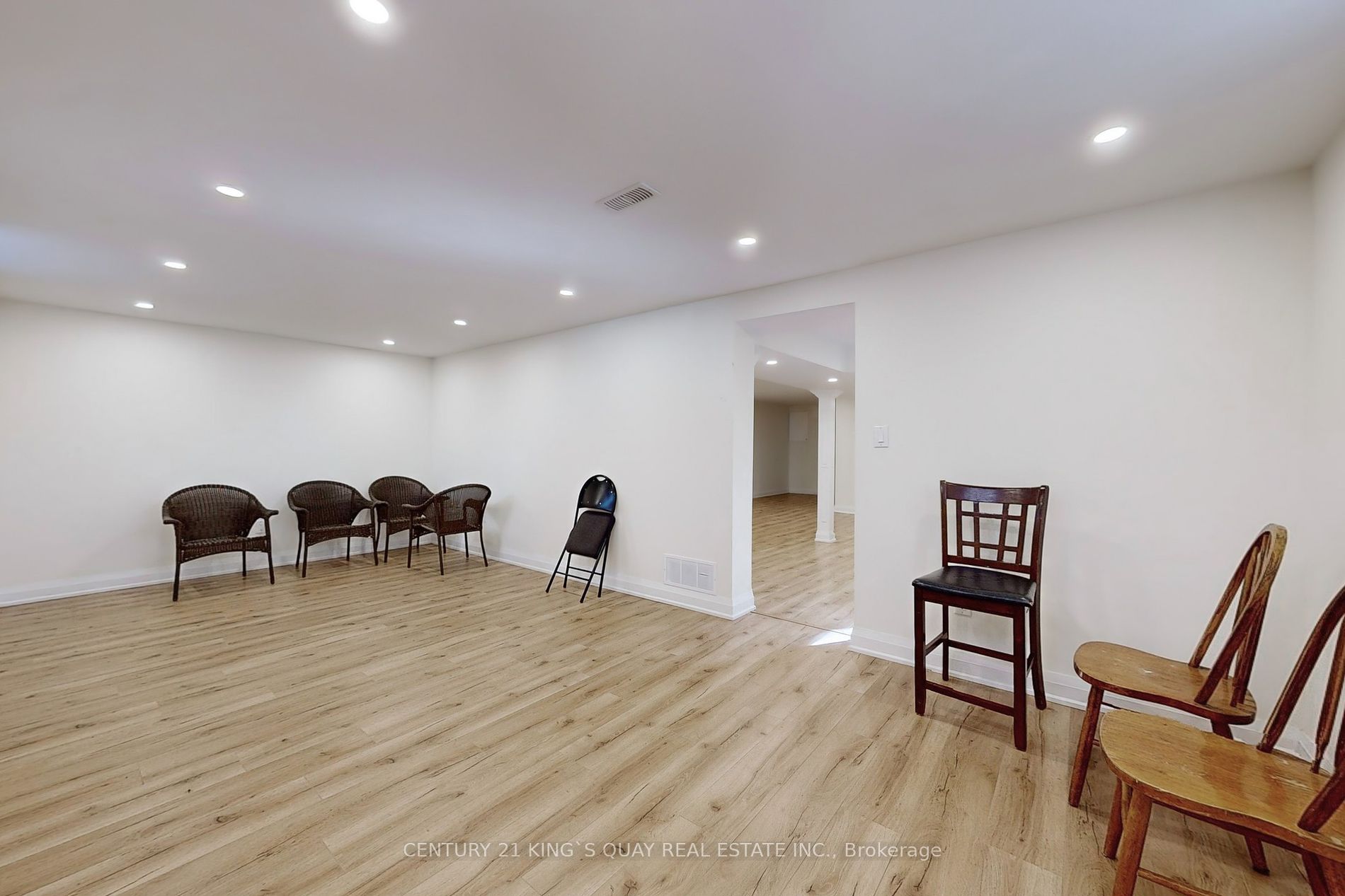 4 Honeybourne Cres