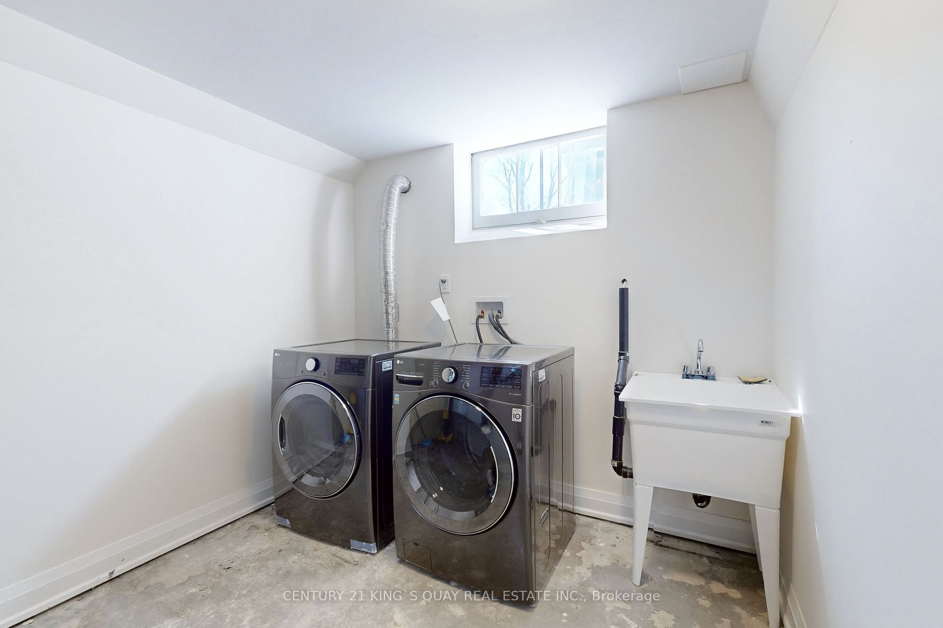 4 Honeybourne Cres