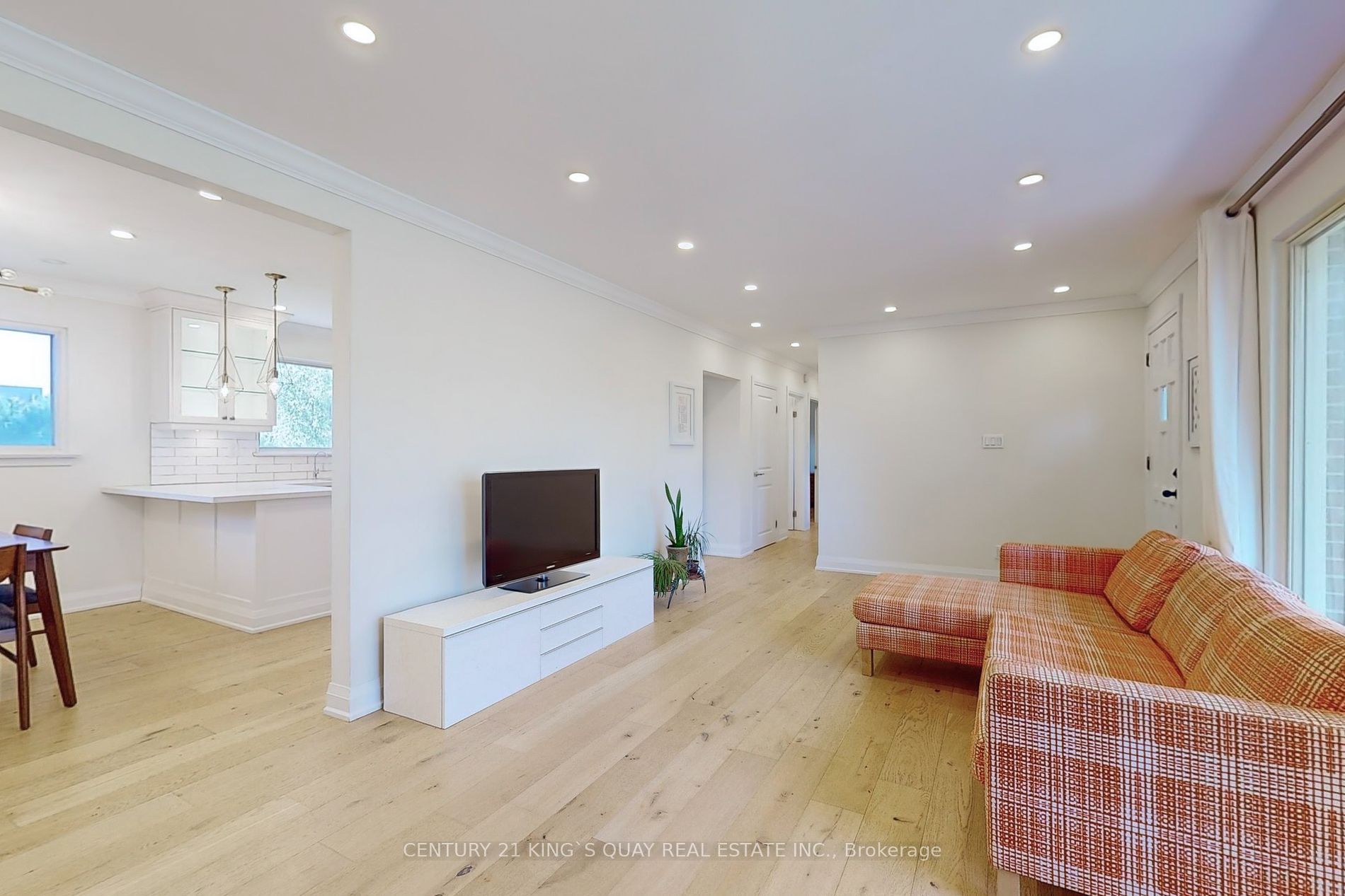 4 Honeybourne Cres