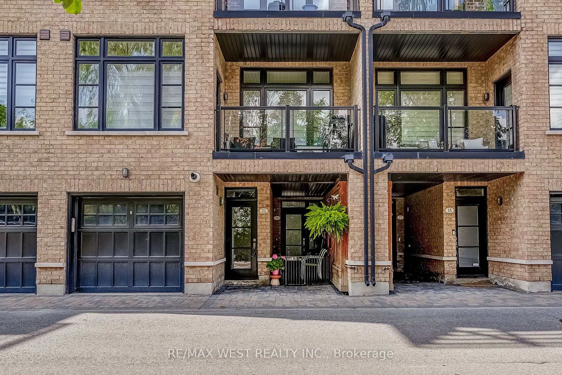 8169 Kipling Avenue E #22