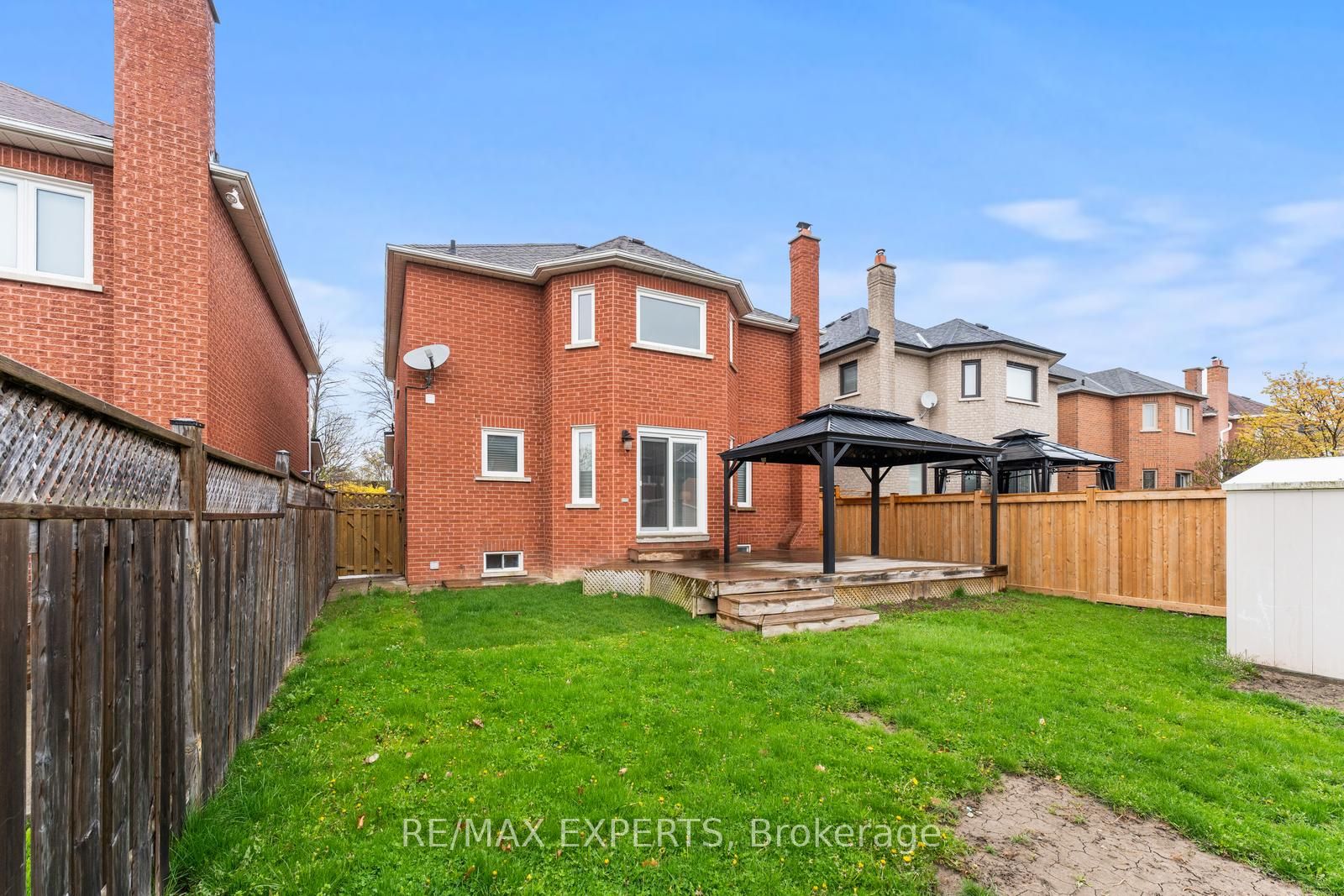 71 Castlepoint Drive
