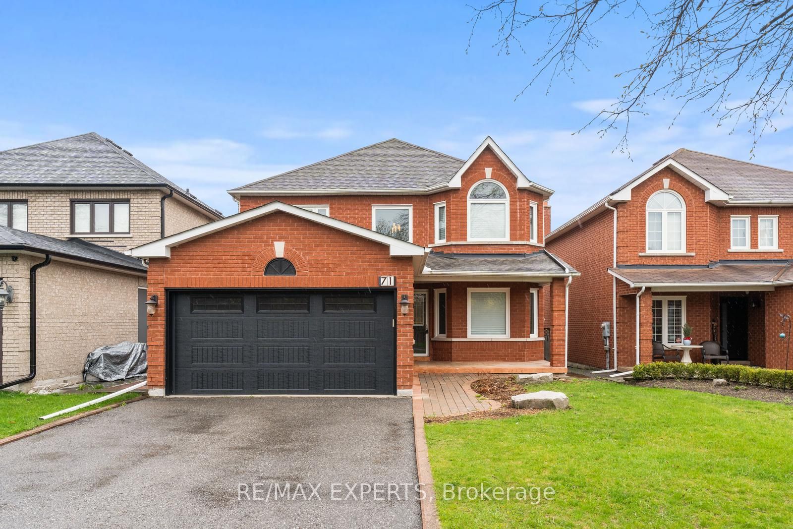 71 Castlepoint Drive