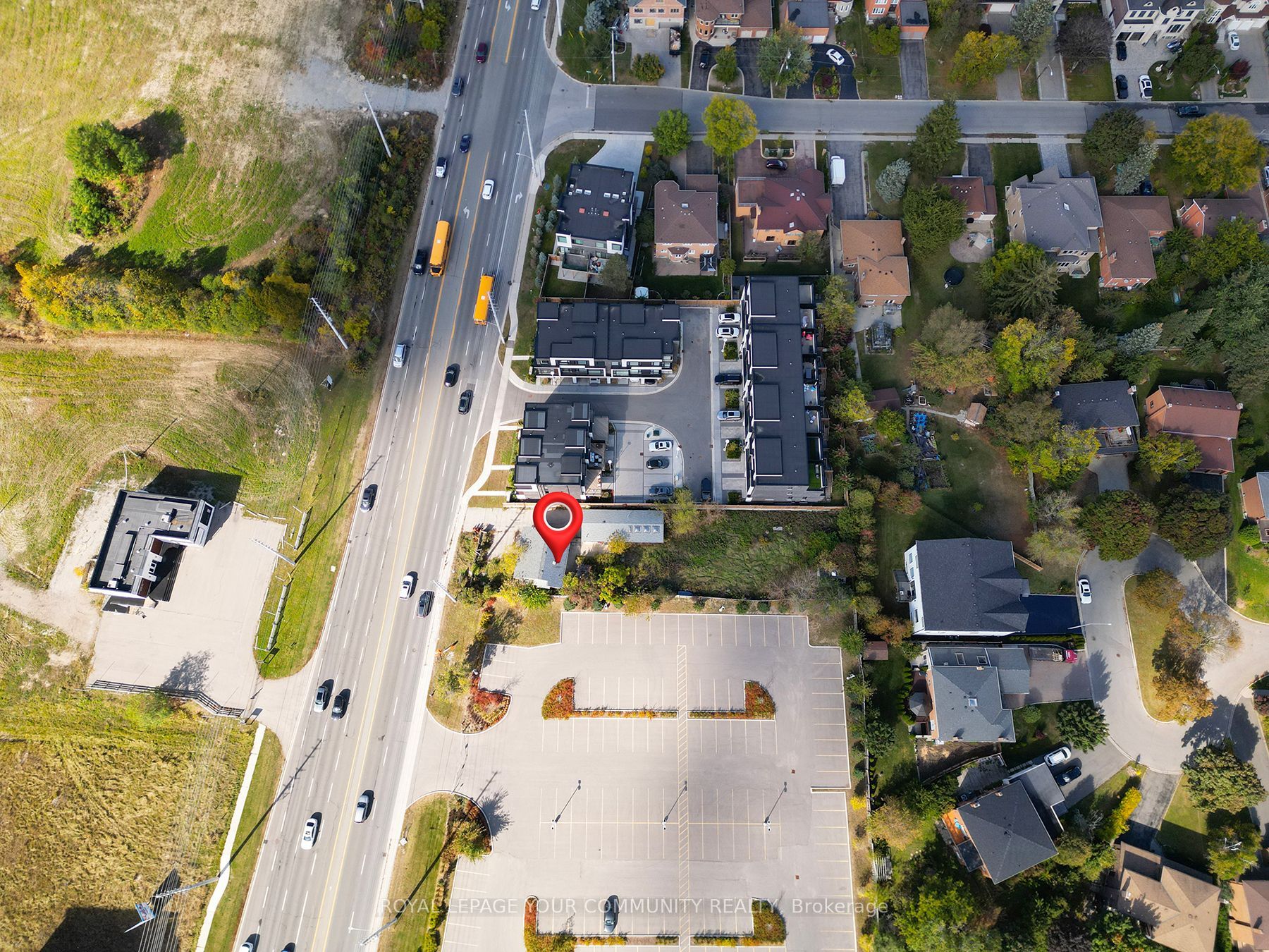 9593 Bathurst Street
