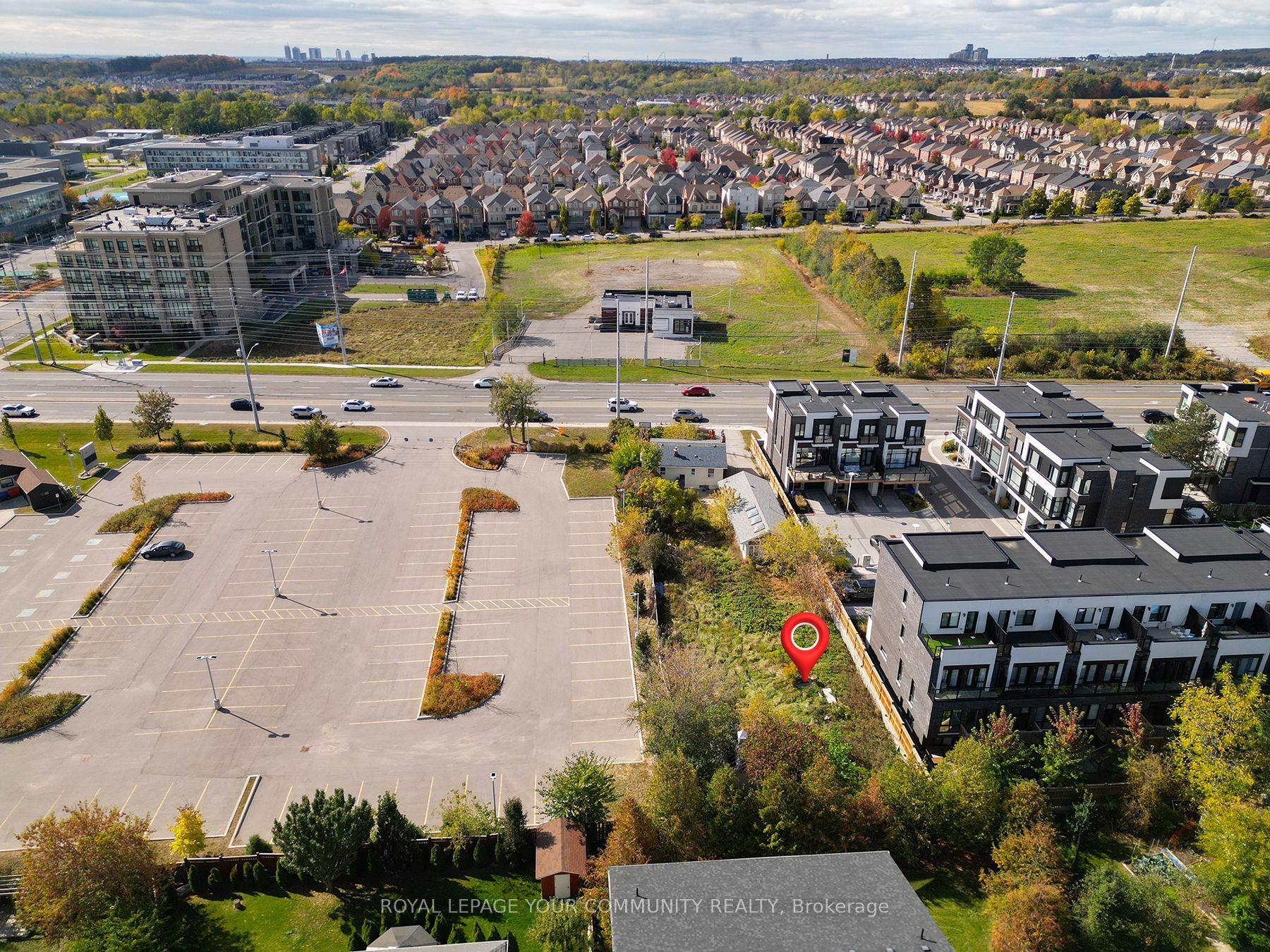 9593 Bathurst Street