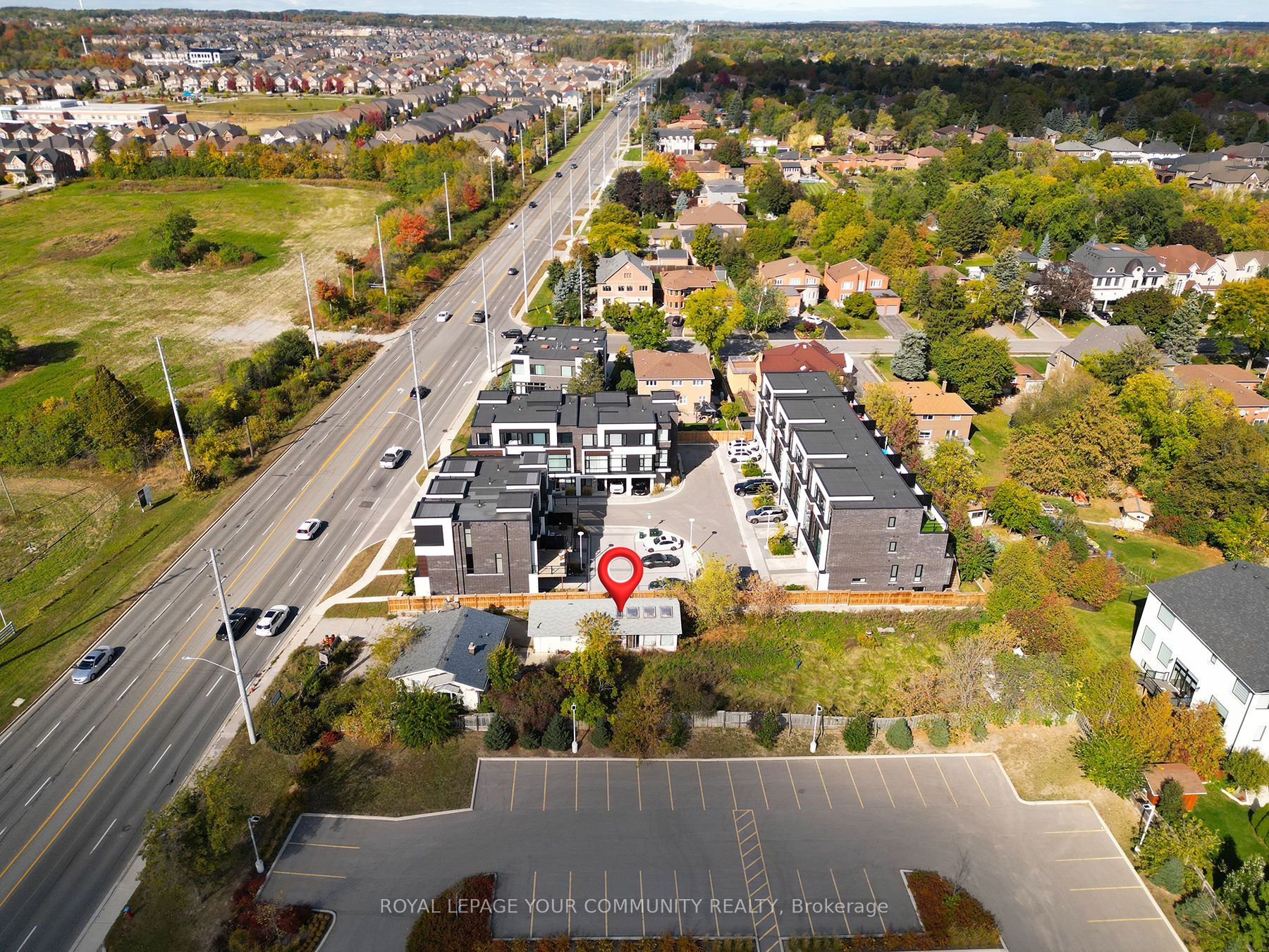 9593 Bathurst Street