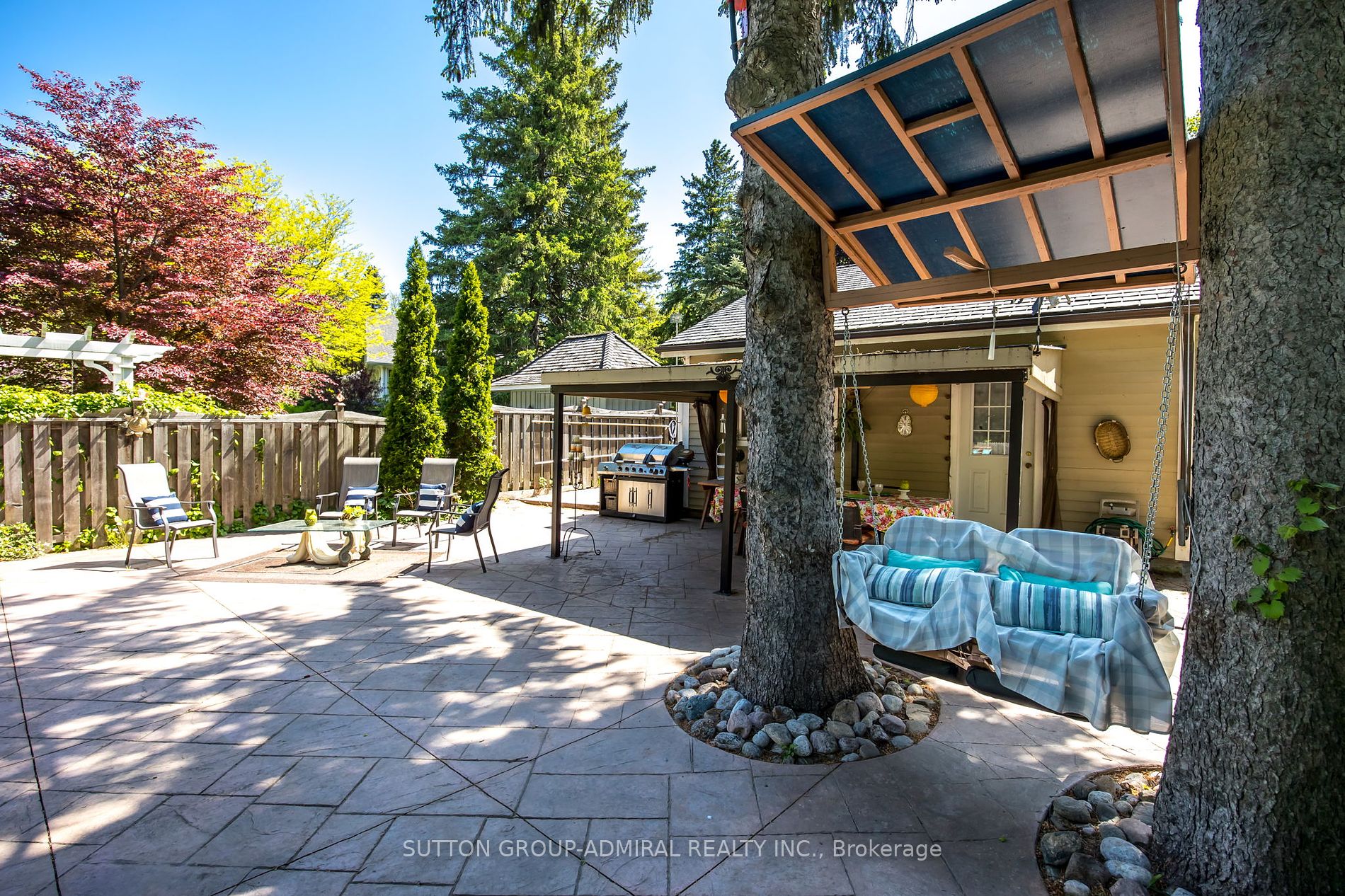 117 Arnold Cres