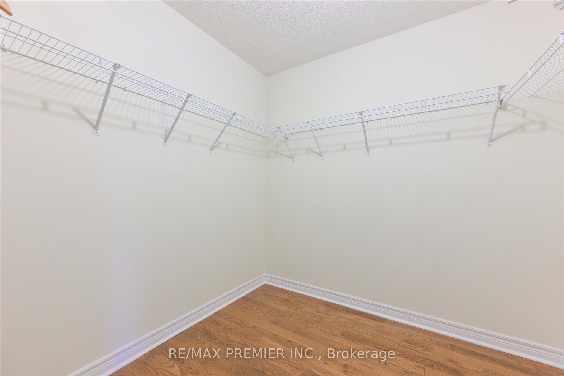 266 Rivermill Crescent