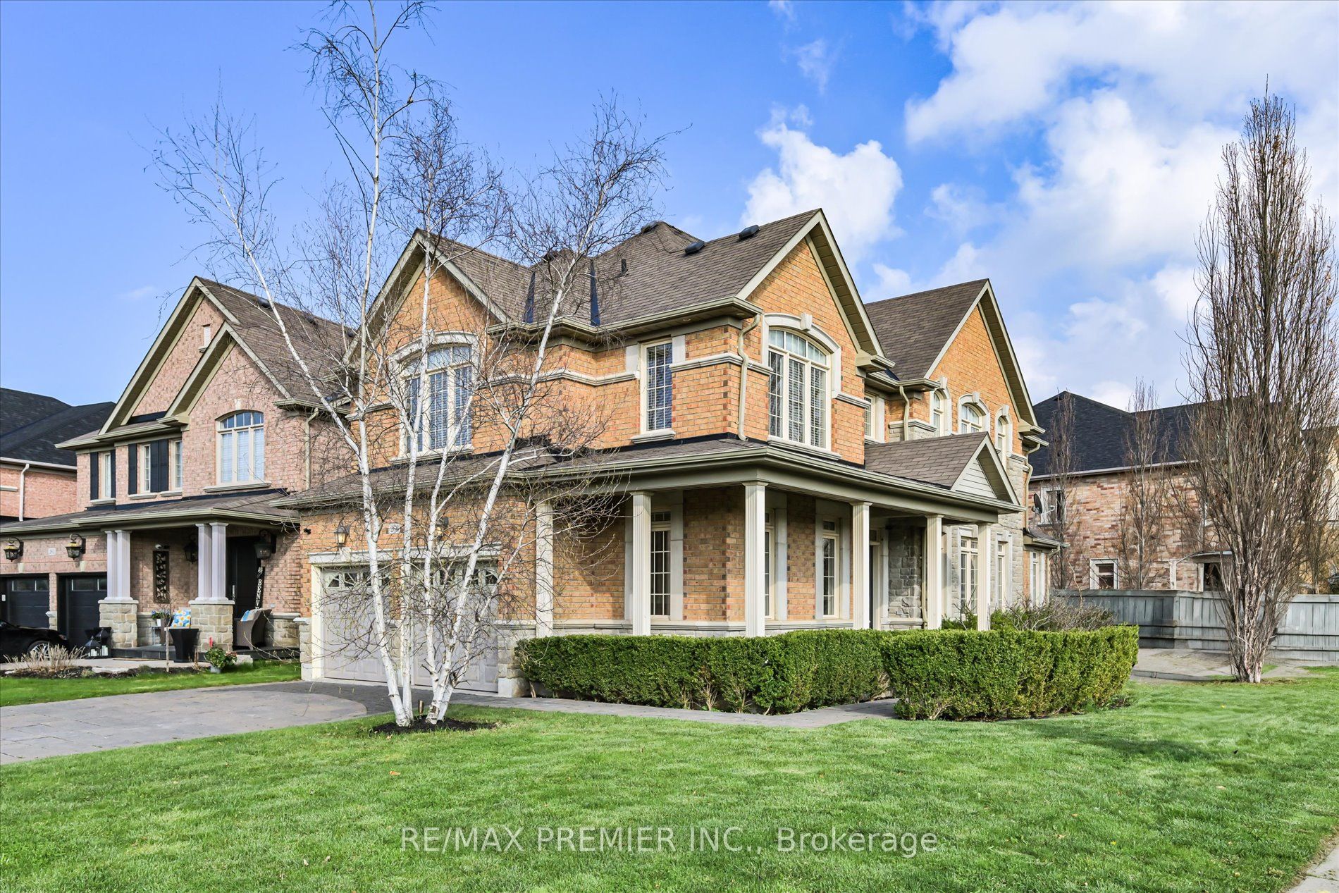 266 Rivermill Crescent