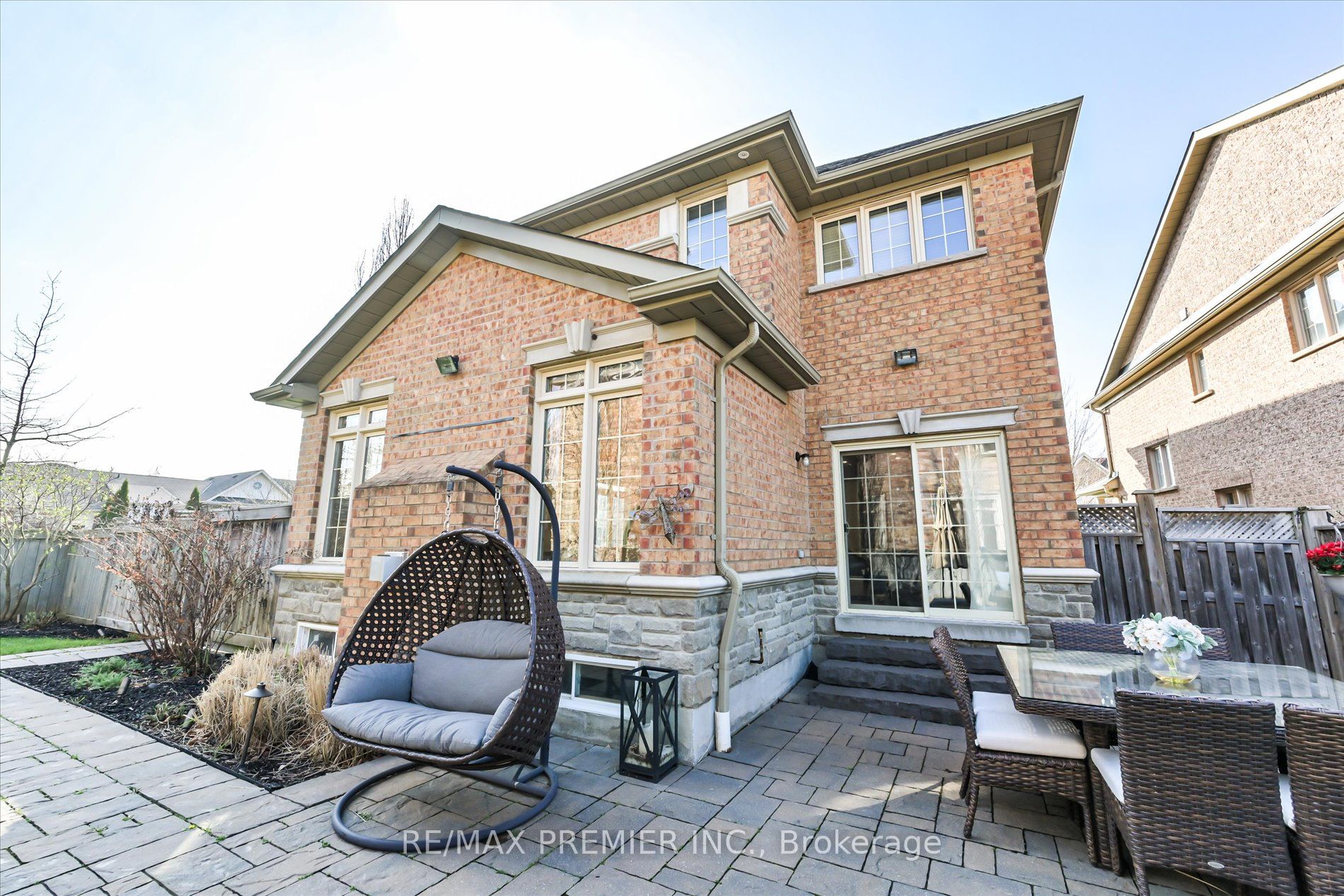 266 Rivermill Crescent
