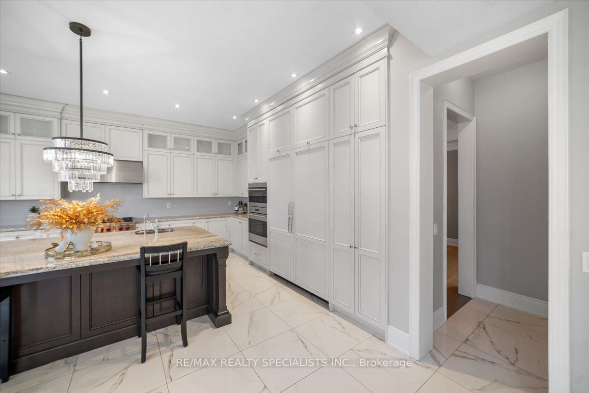 71 Nave St