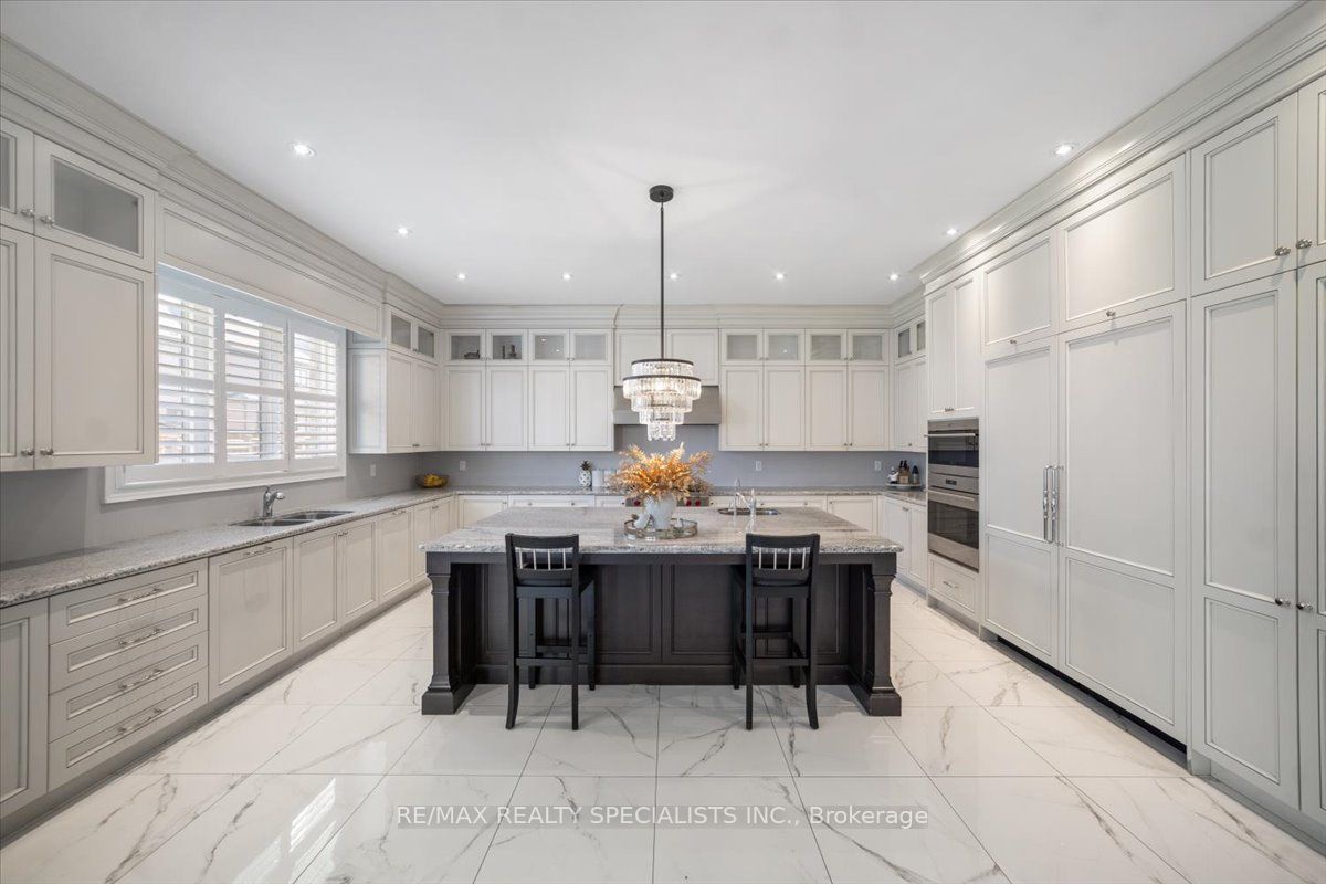 71 Nave St