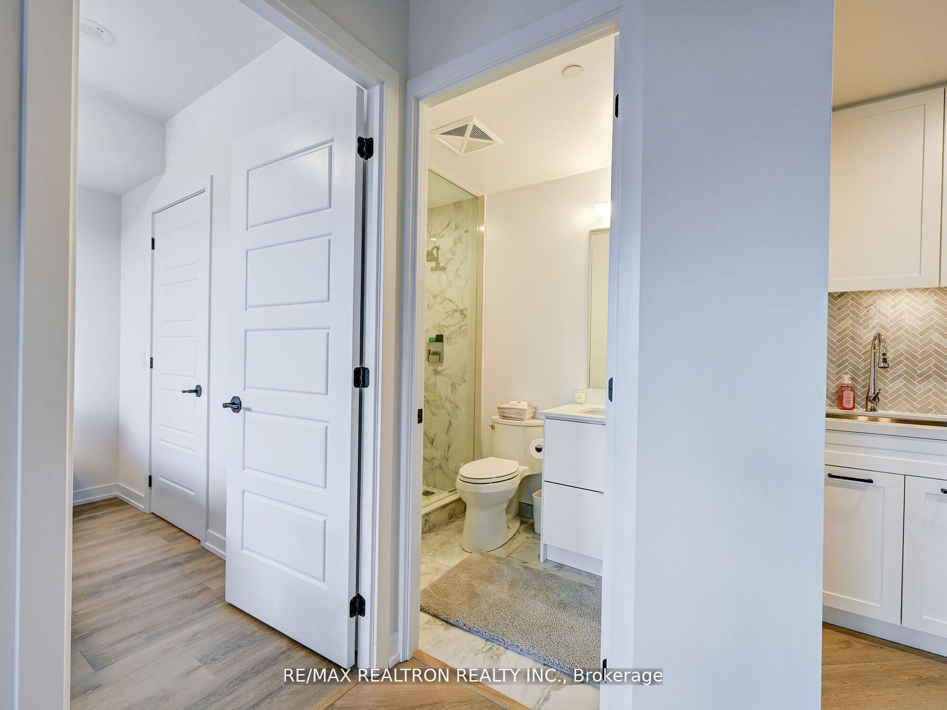 415 Sea Ray Ave, #327