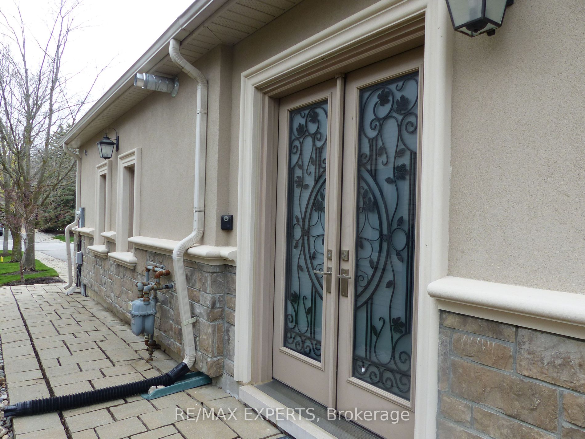 3 Curran Crt, #In-Law