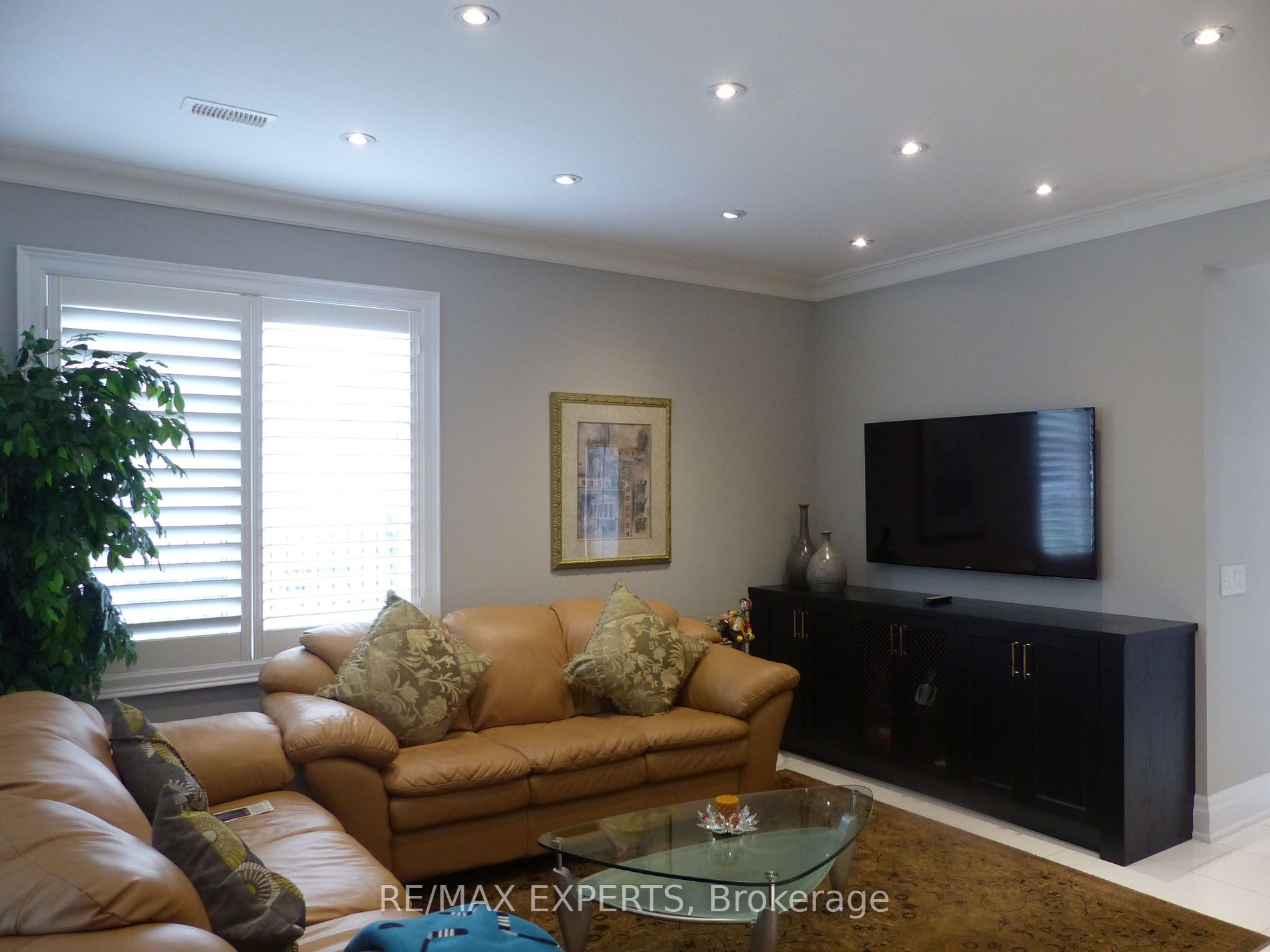 3 Curran Crt, #In-Law