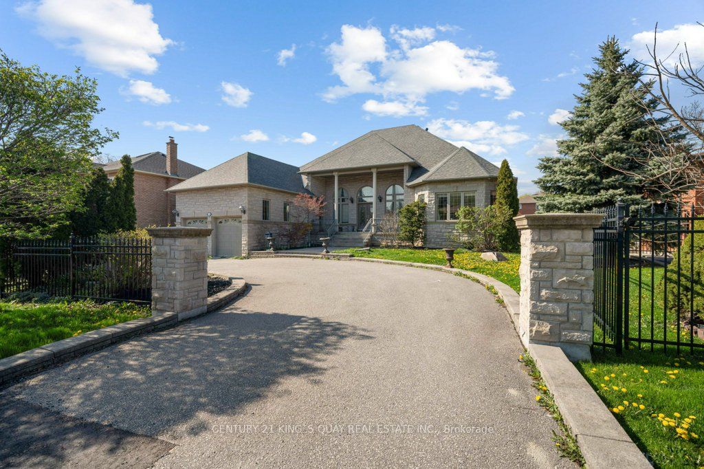 22 Garden Ave