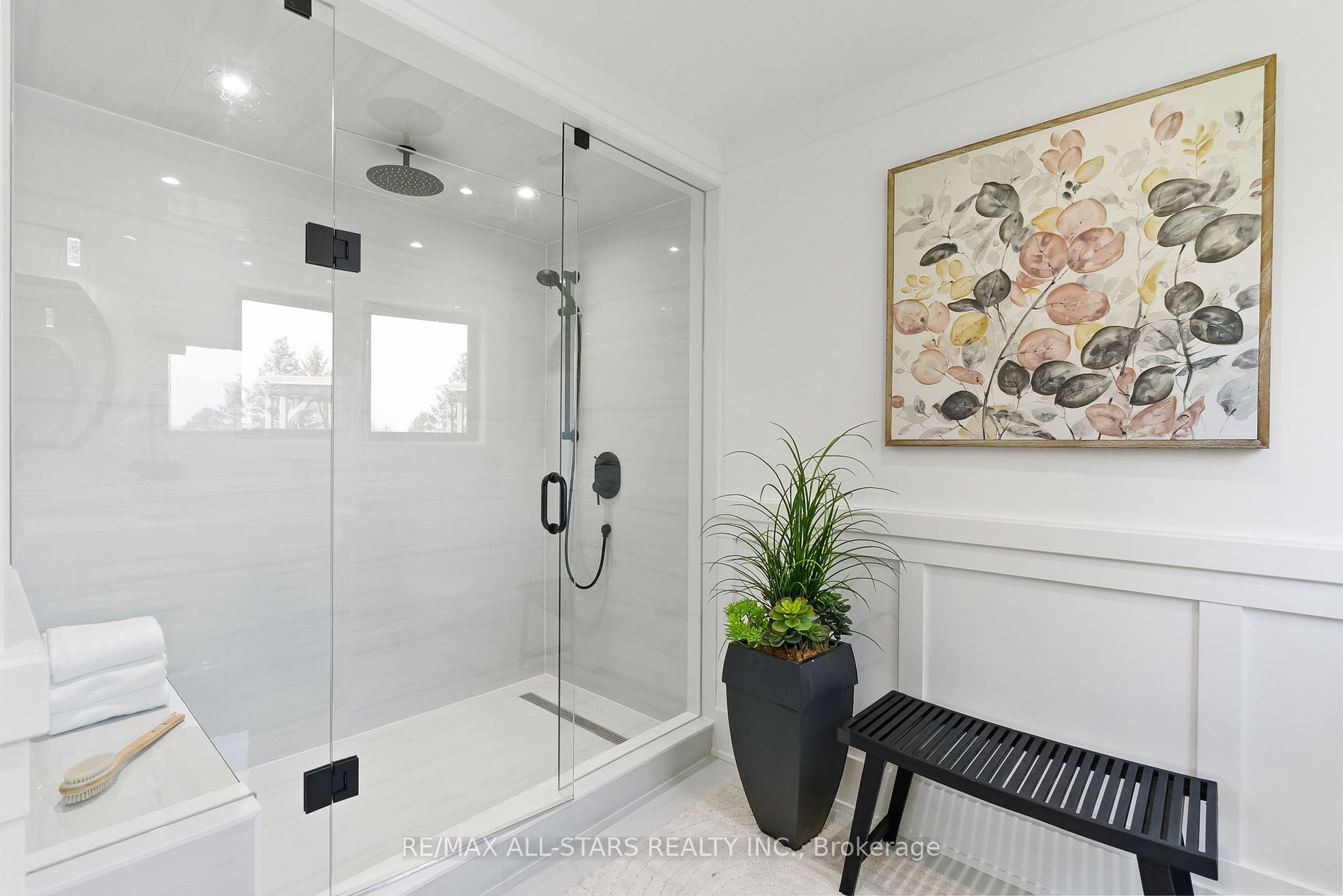 11 Turner Dr