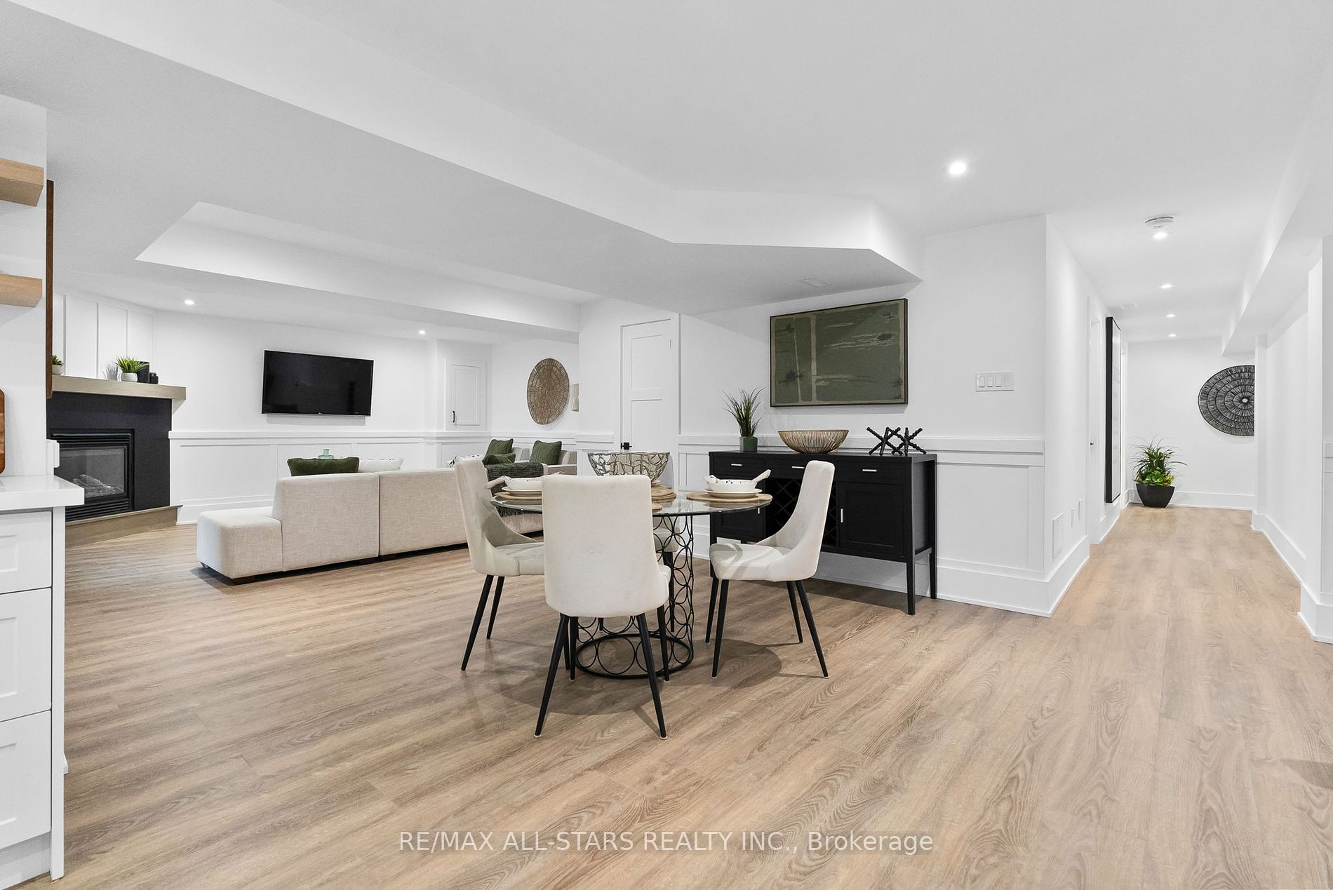11 Turner Dr