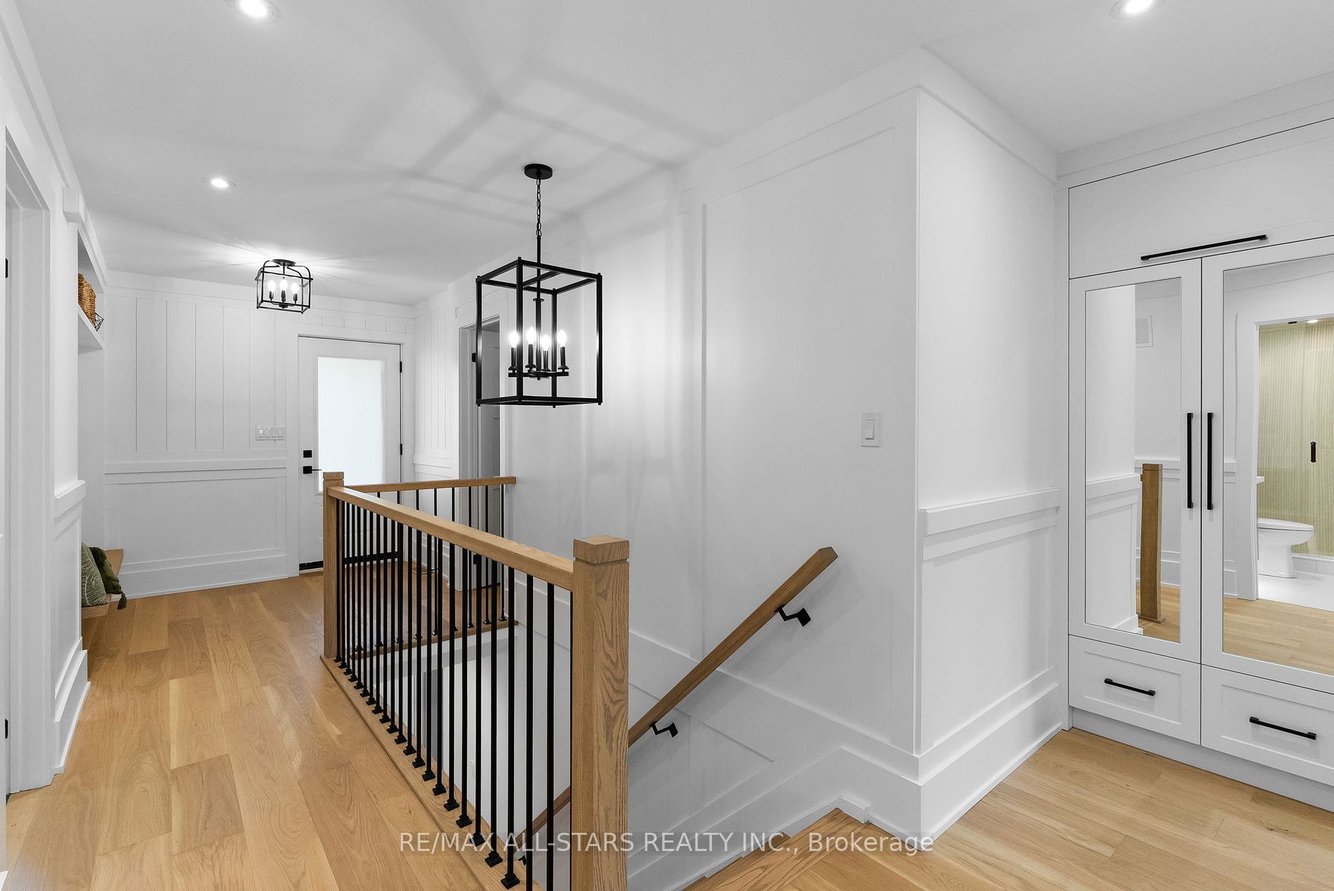 11 Turner Dr